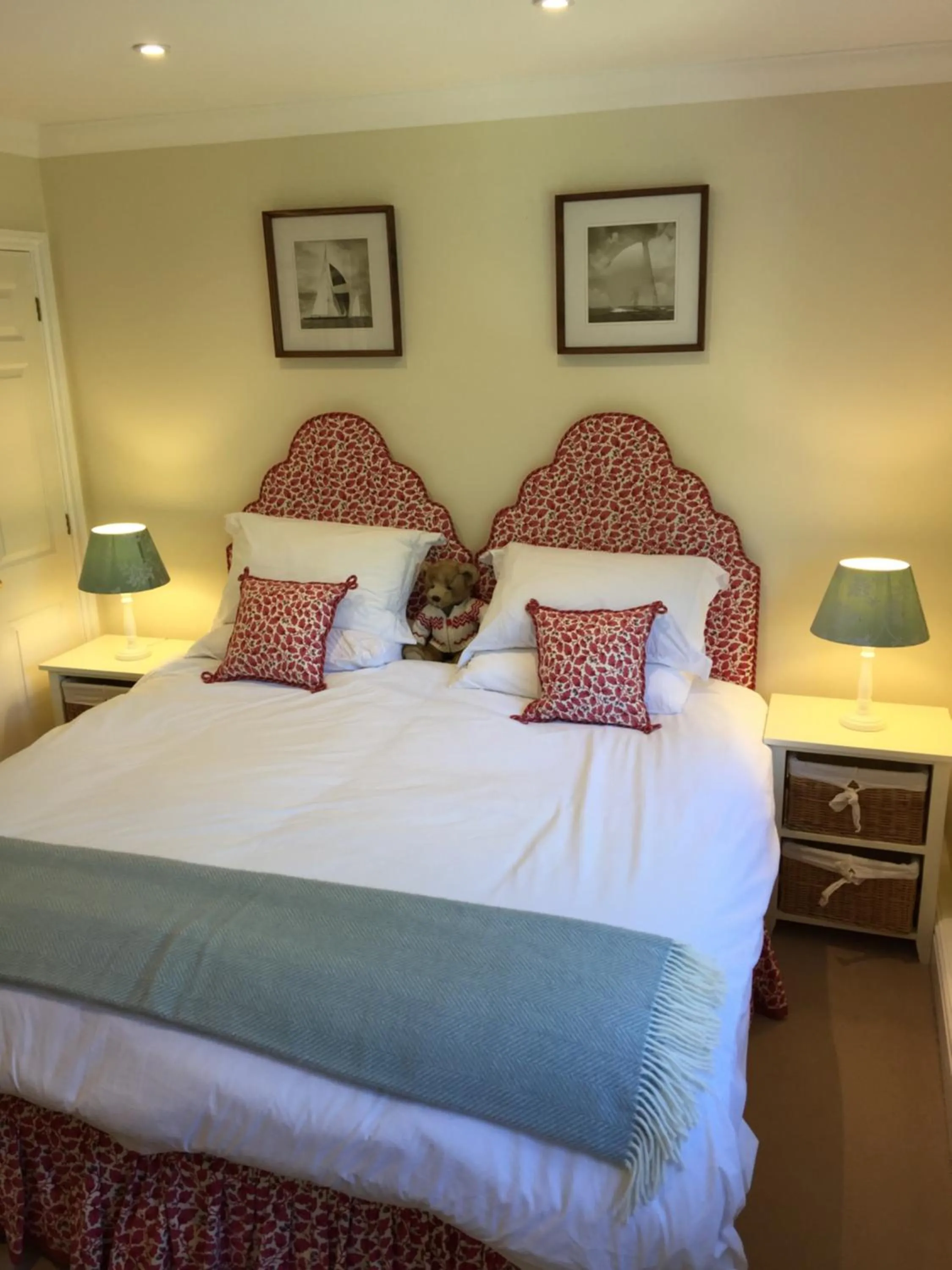 Bedroom, Bed in Tirol House