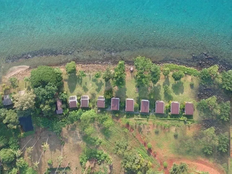 Property building in Ta-Lay Time KohMak