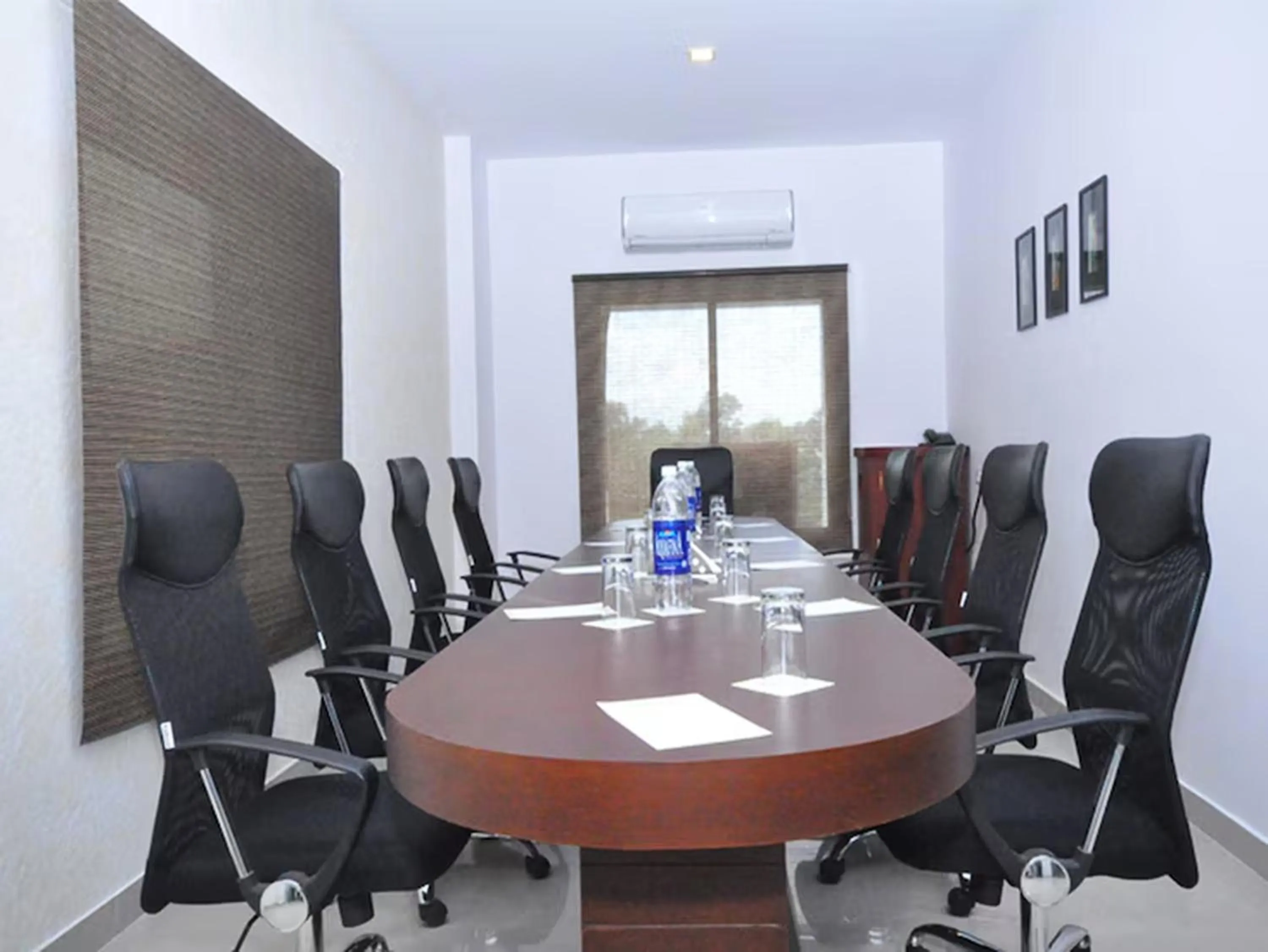 Meeting/conference room in Hotel Hills Park Pathanamthitta