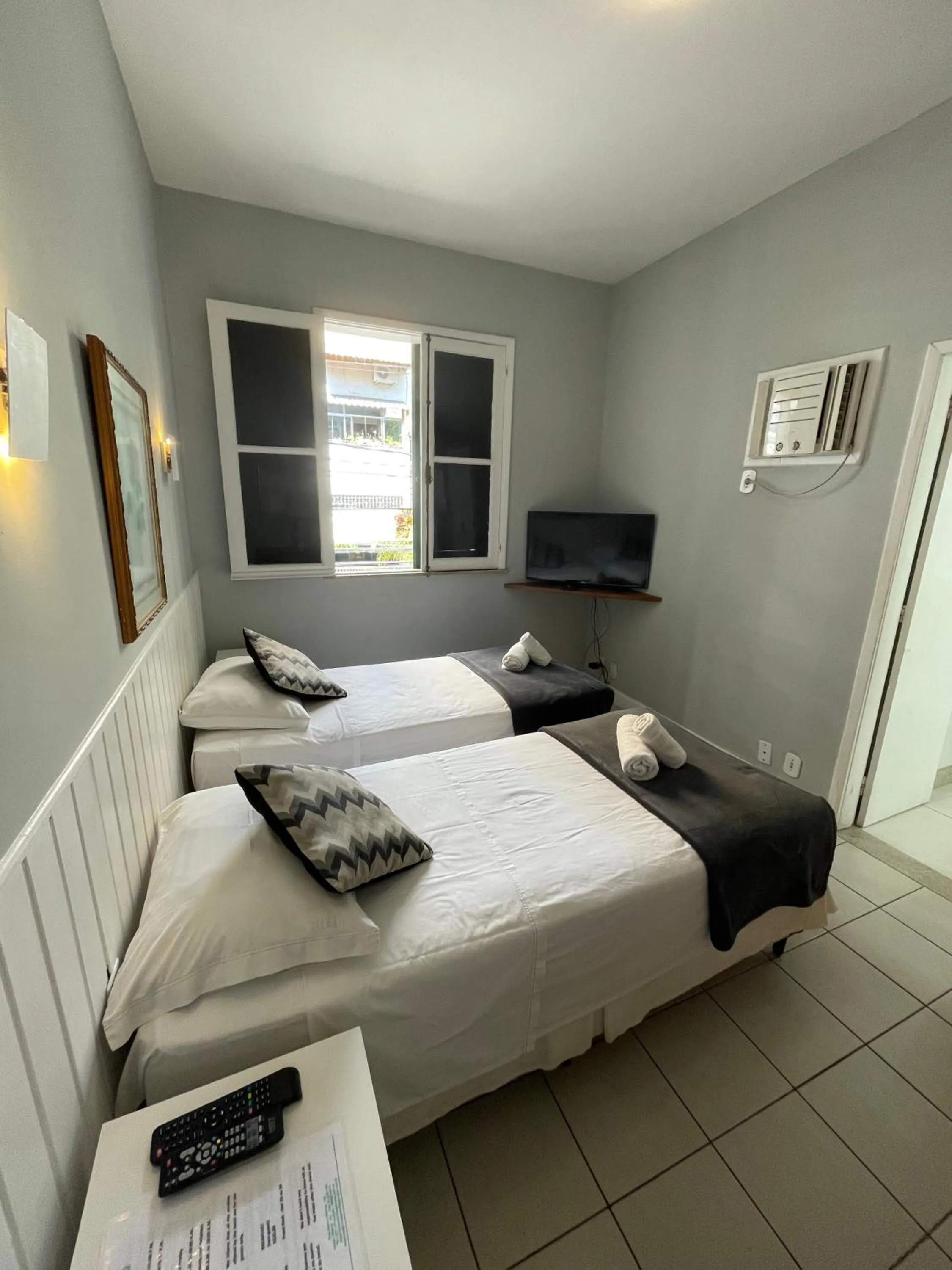 Photo of the whole room, Bed in Hotel Petit Village Icaraí