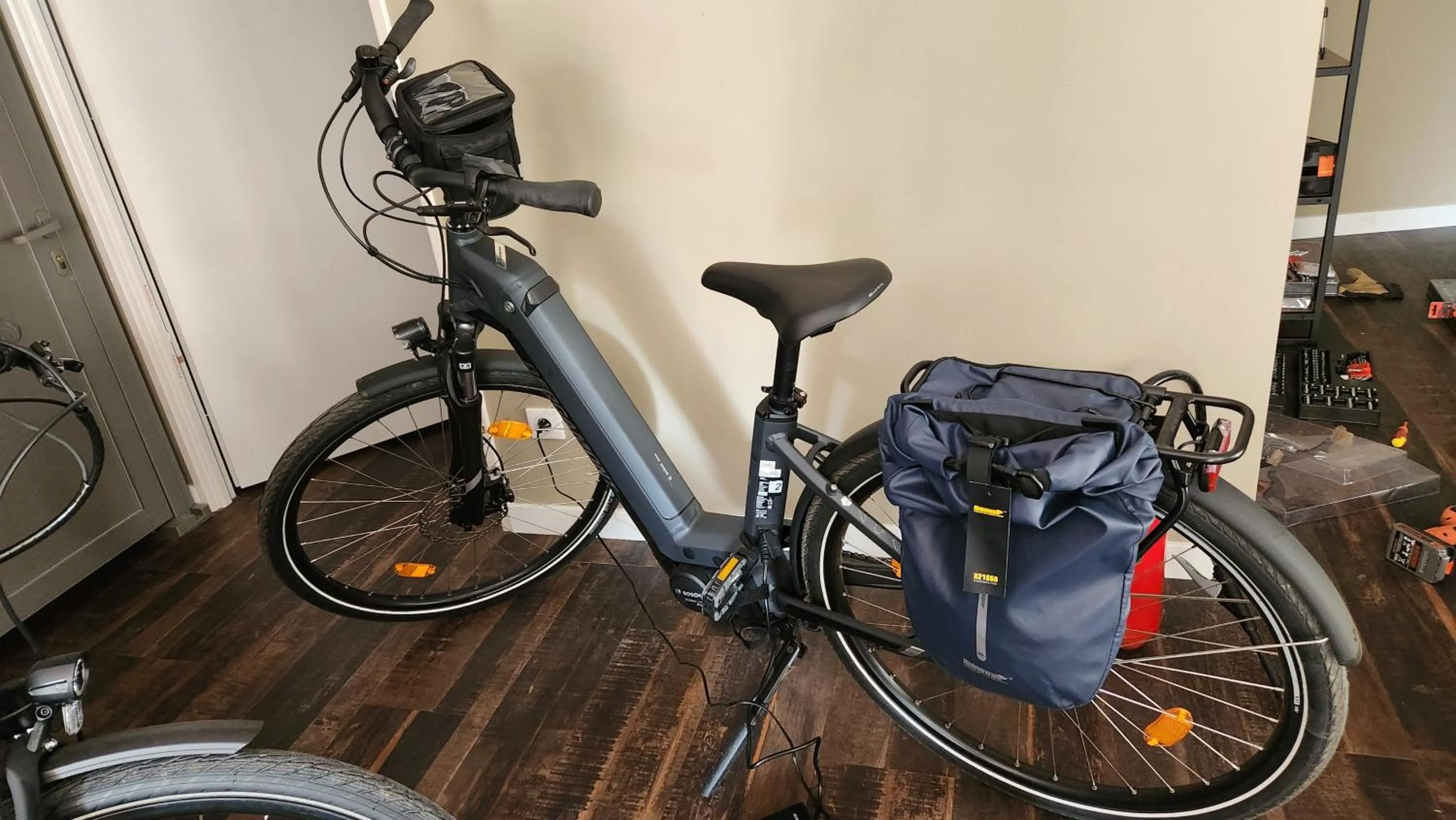 Cycling in Le Pavean