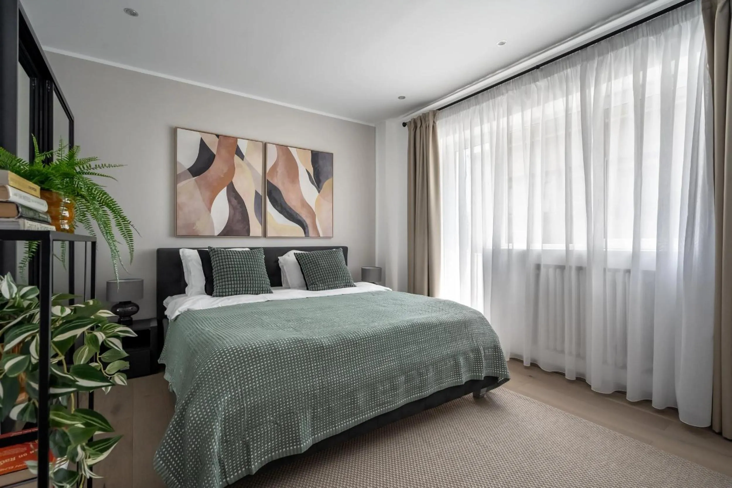 Chic & Central 3BR Retreat in the Historic Center