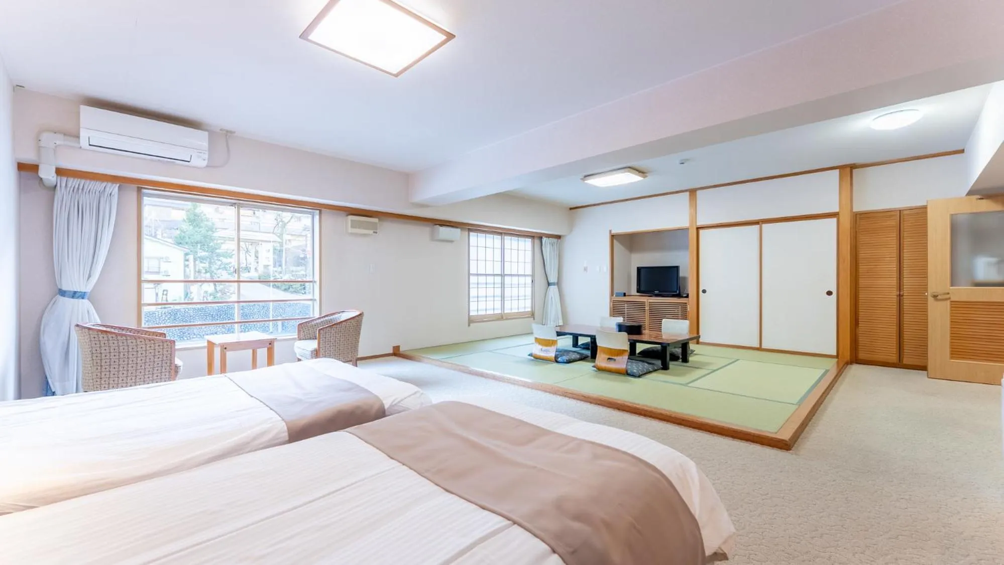 Photo of the whole room, Bed in LiVEMAX Resort Echigo Yuzawa