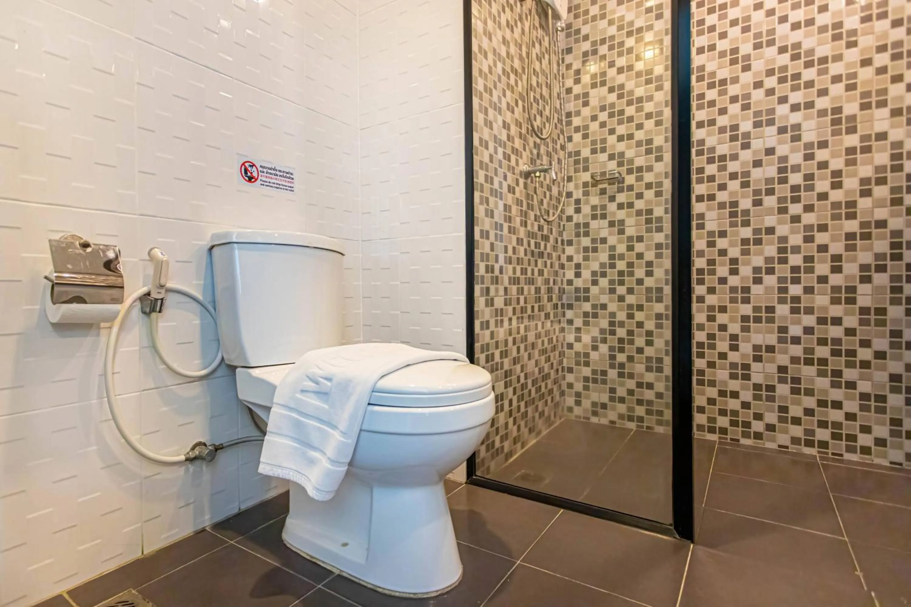 Toilet in Suntria Hotel Pattaya