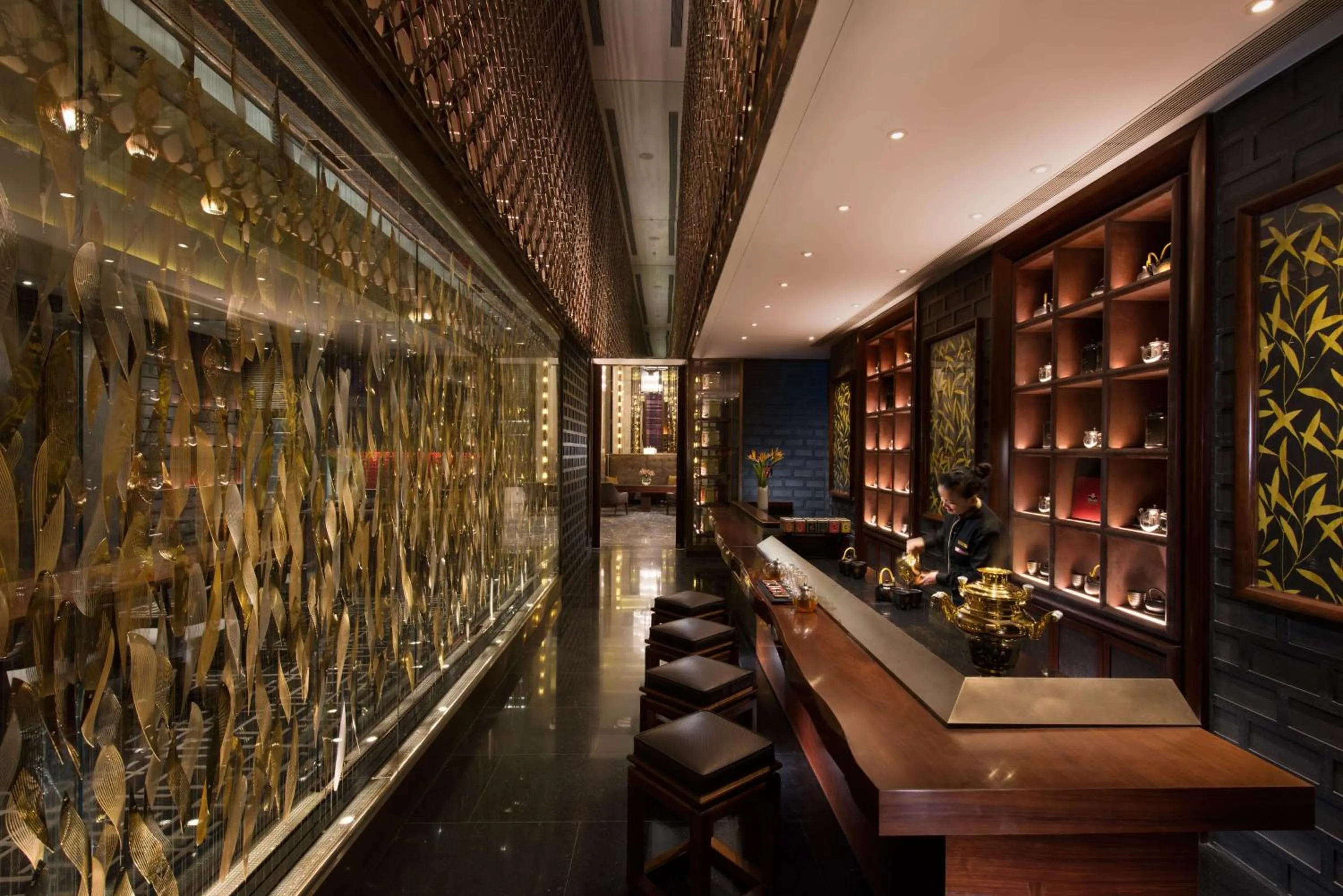 Lounge or bar in Conrad Pune