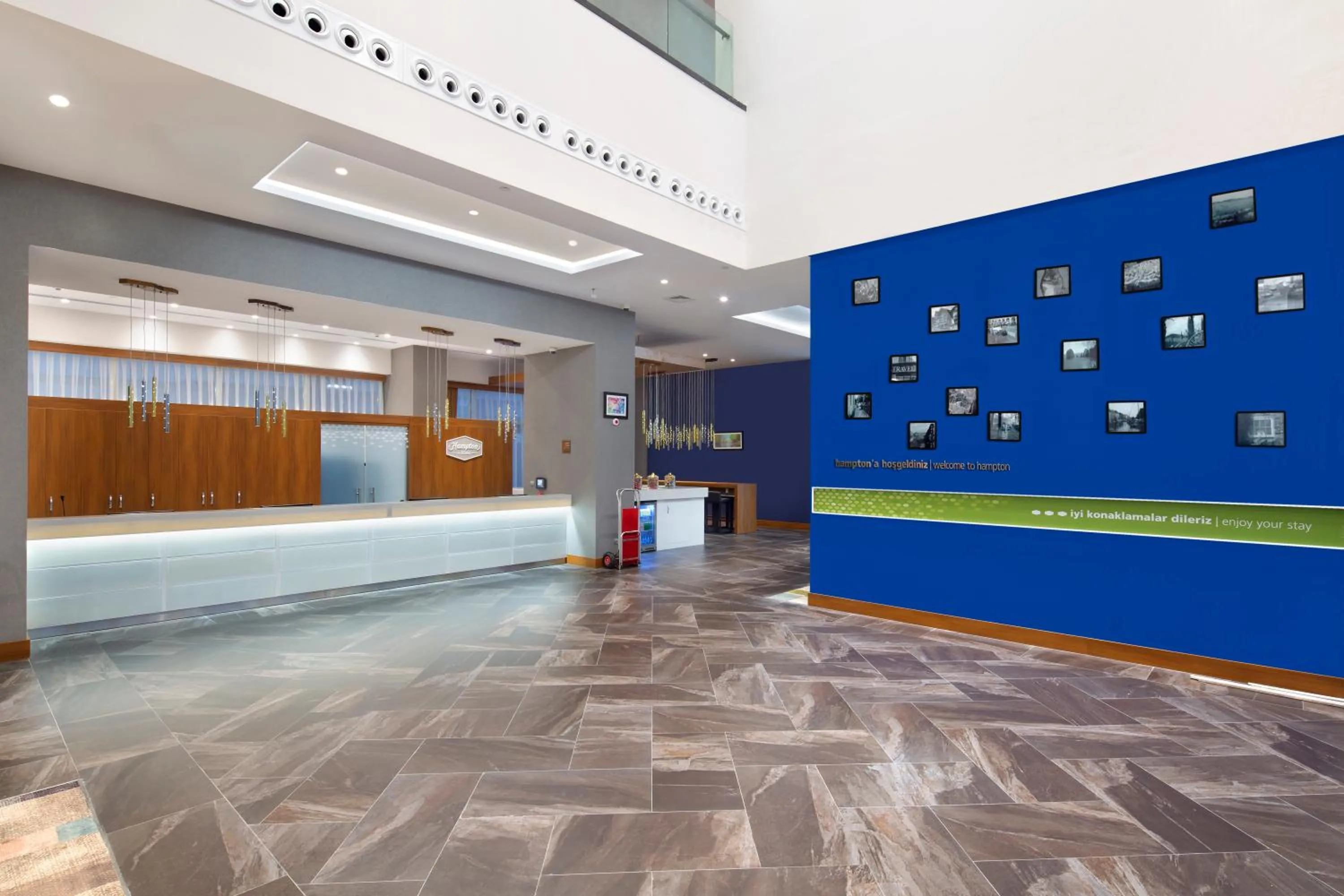 Lobby or reception in Hampton By Hilton Kocaeli Symbol