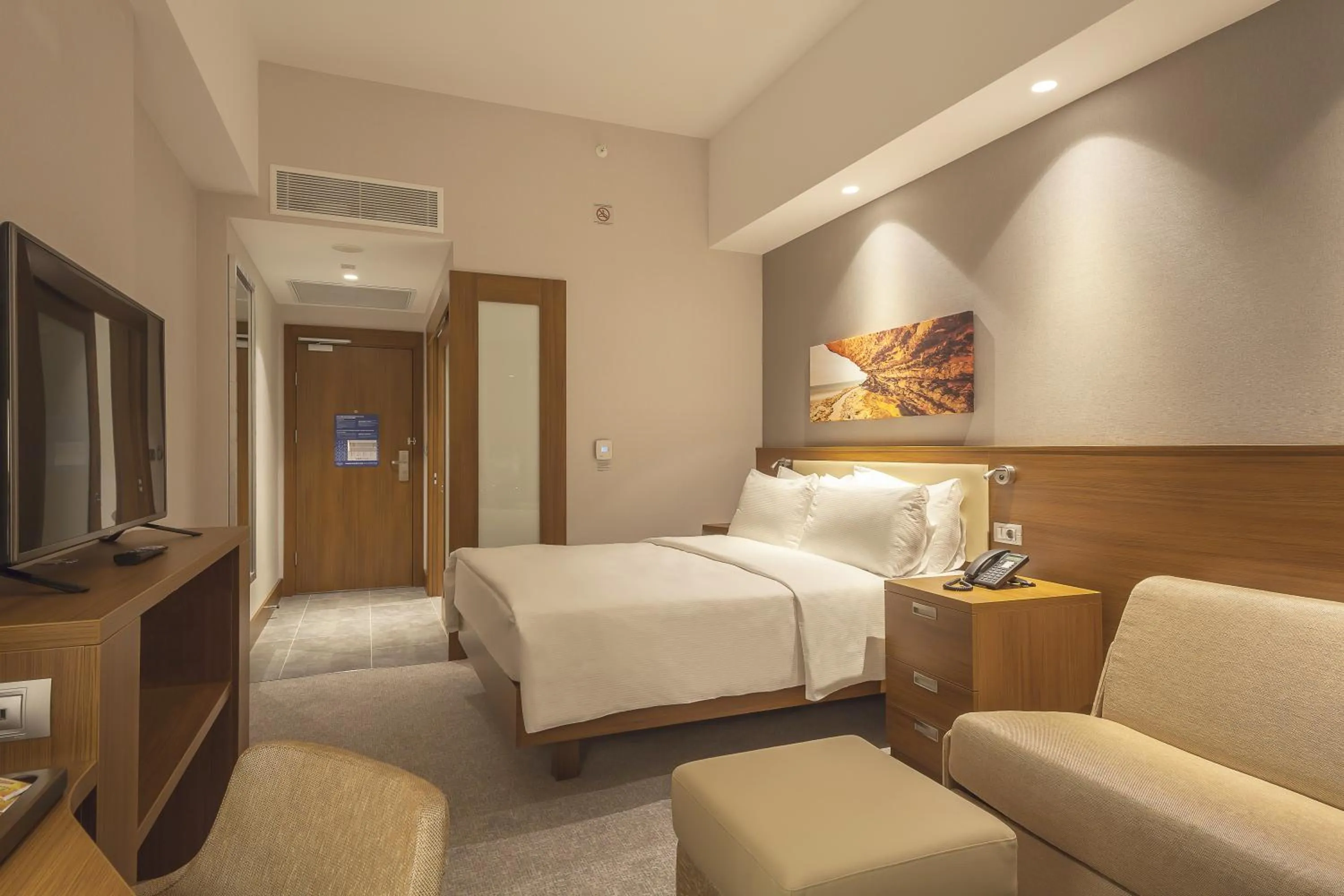 Decorative detail, Bed in Hampton By Hilton Kocaeli Symbol