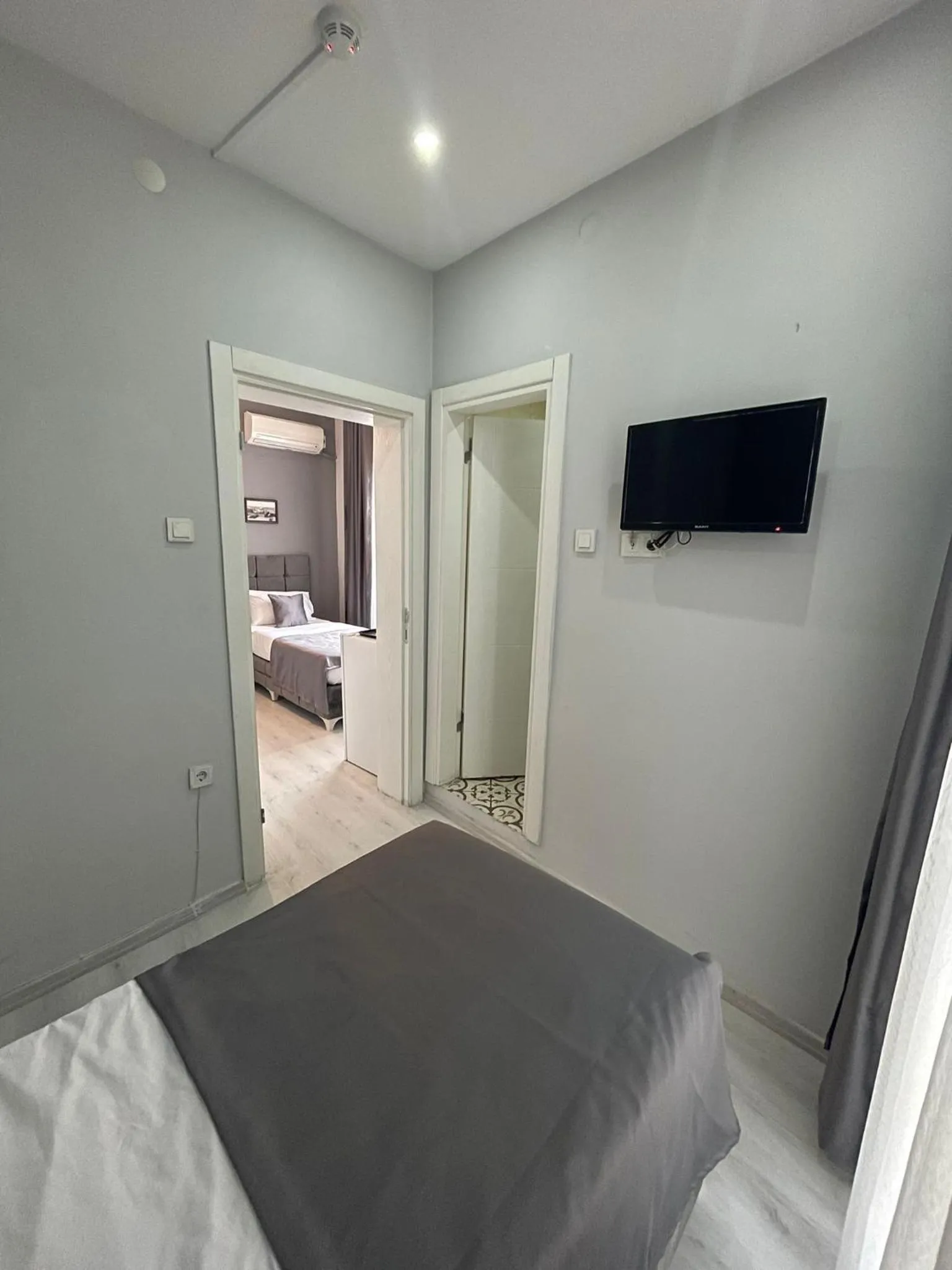 Bed in Oldmile Palace Hotel