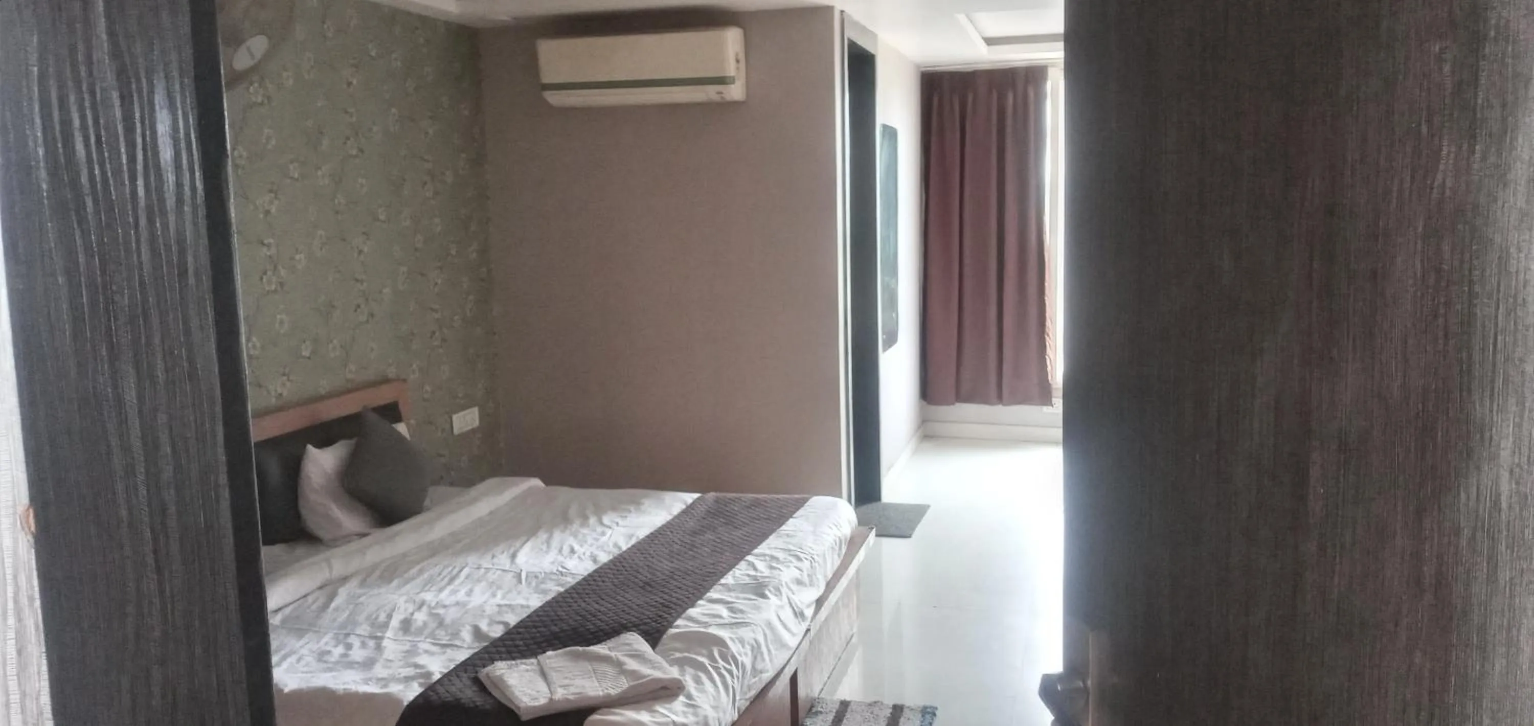 Bed in The Moody Moon Hotel