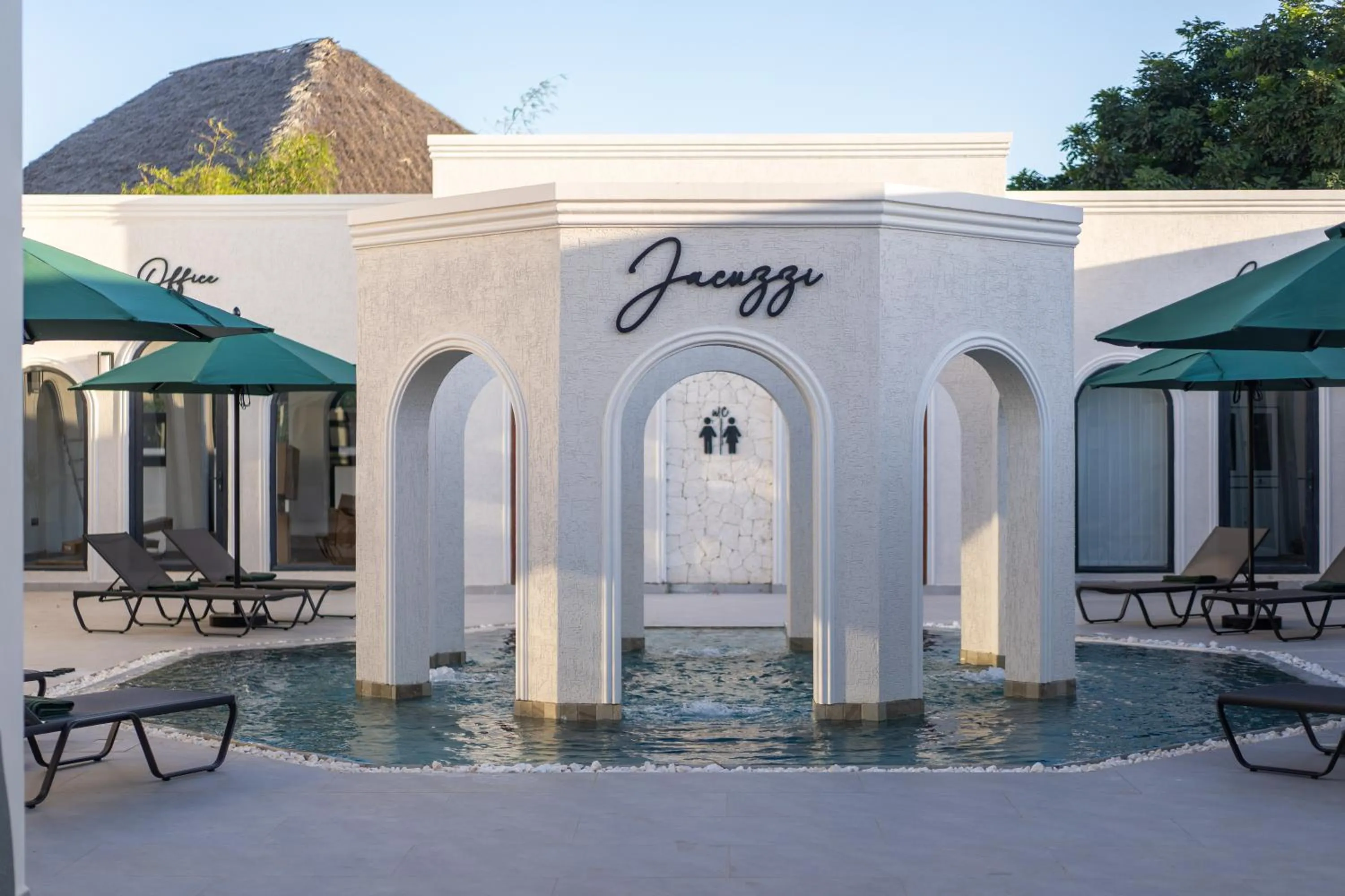 Swimming pool in Tembo Kiwengwa Resort