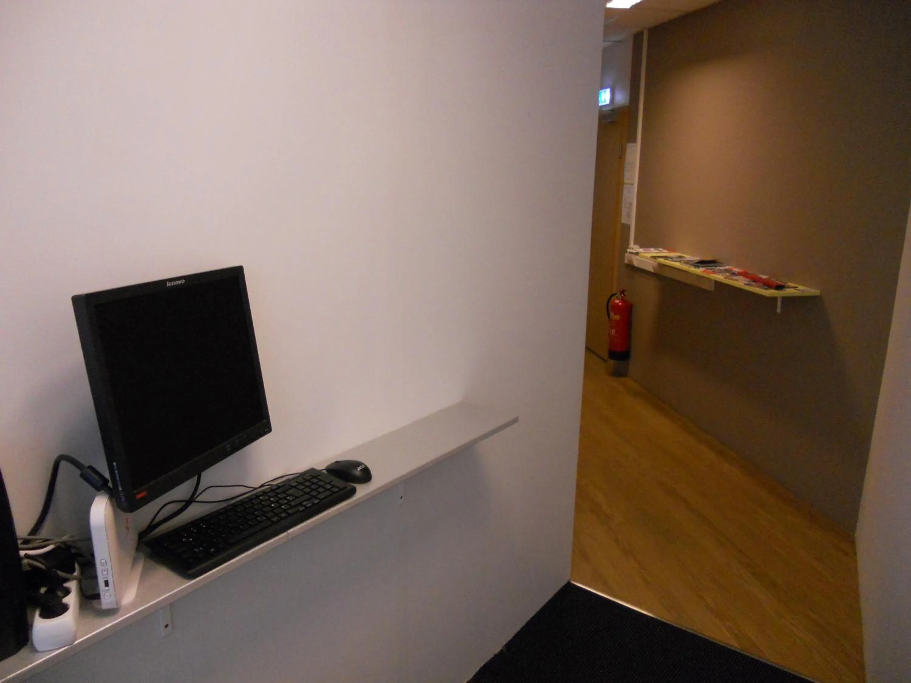 Business facilities in REK Inn