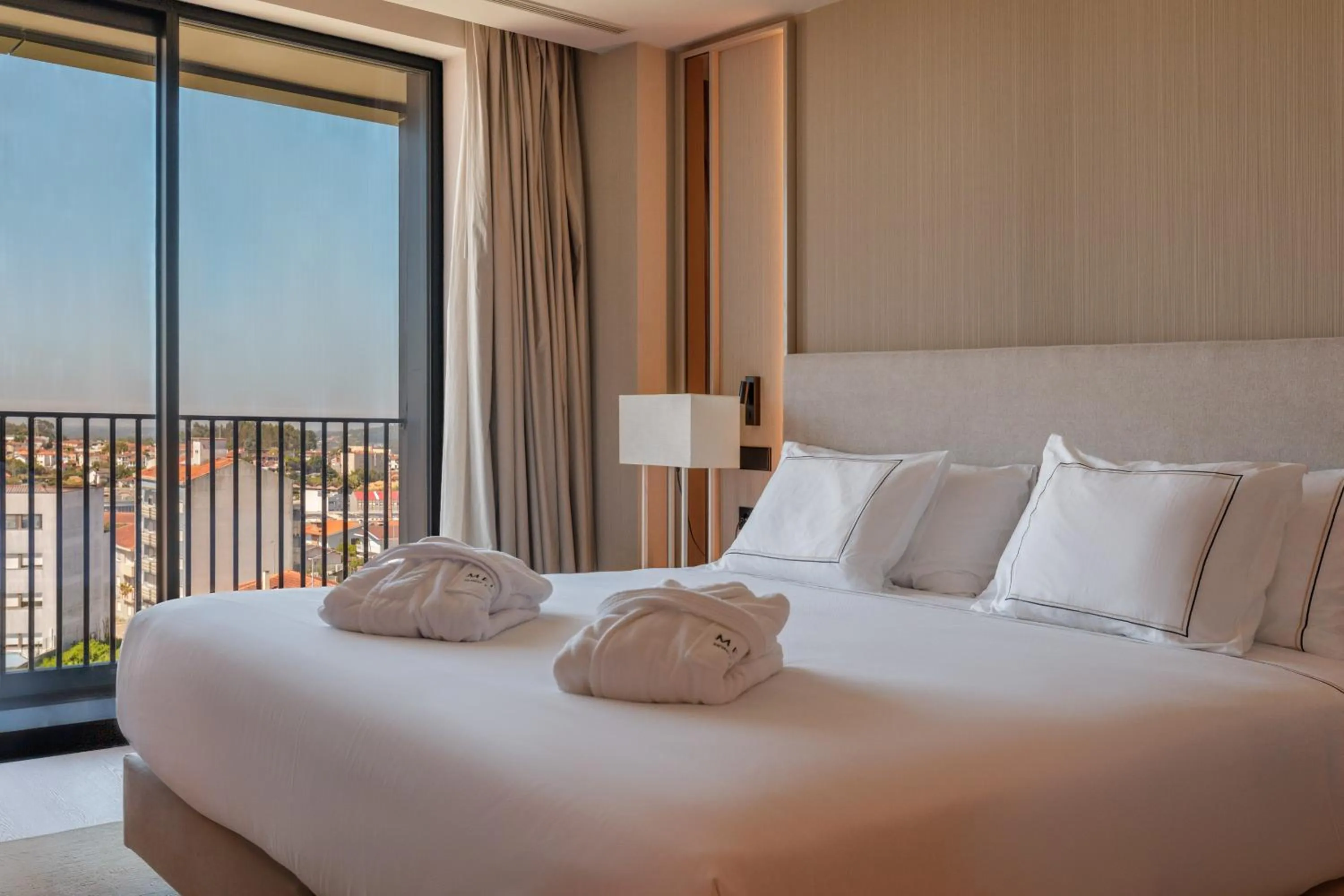 Bedroom, Bed in Meliá São João da Madeira