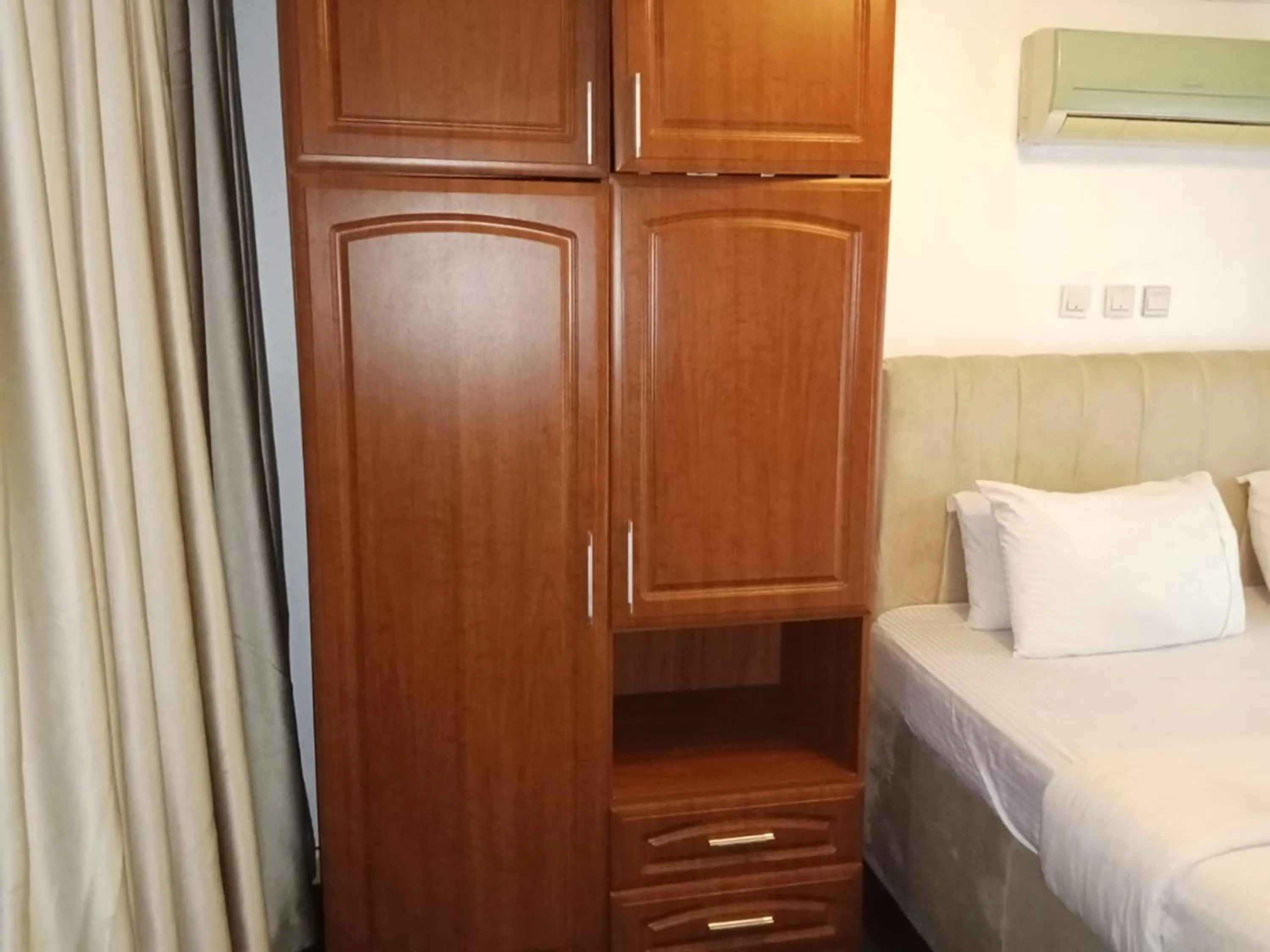 Bed in Lake 47 Suites Ltd