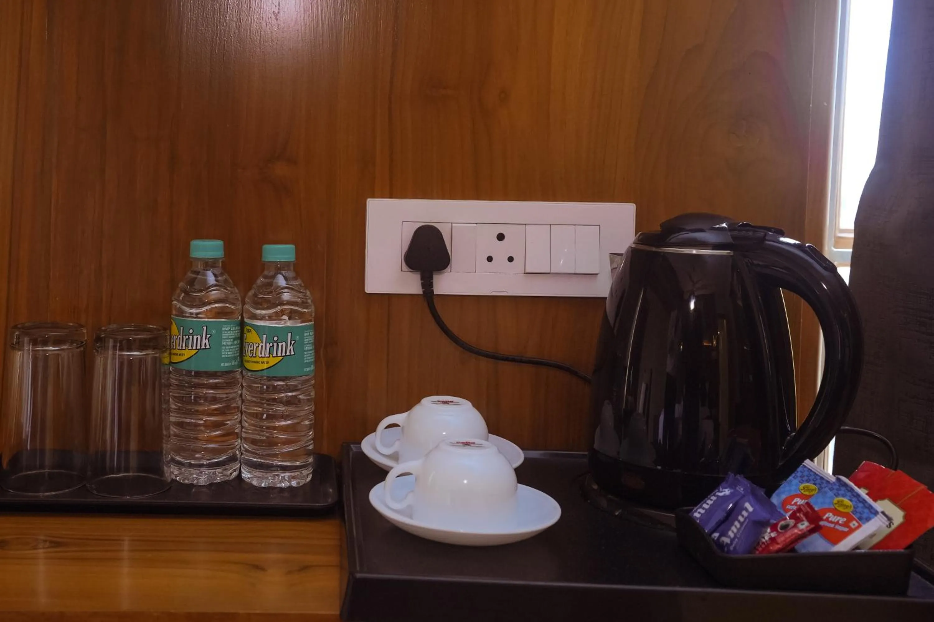 Le Kumar Residency