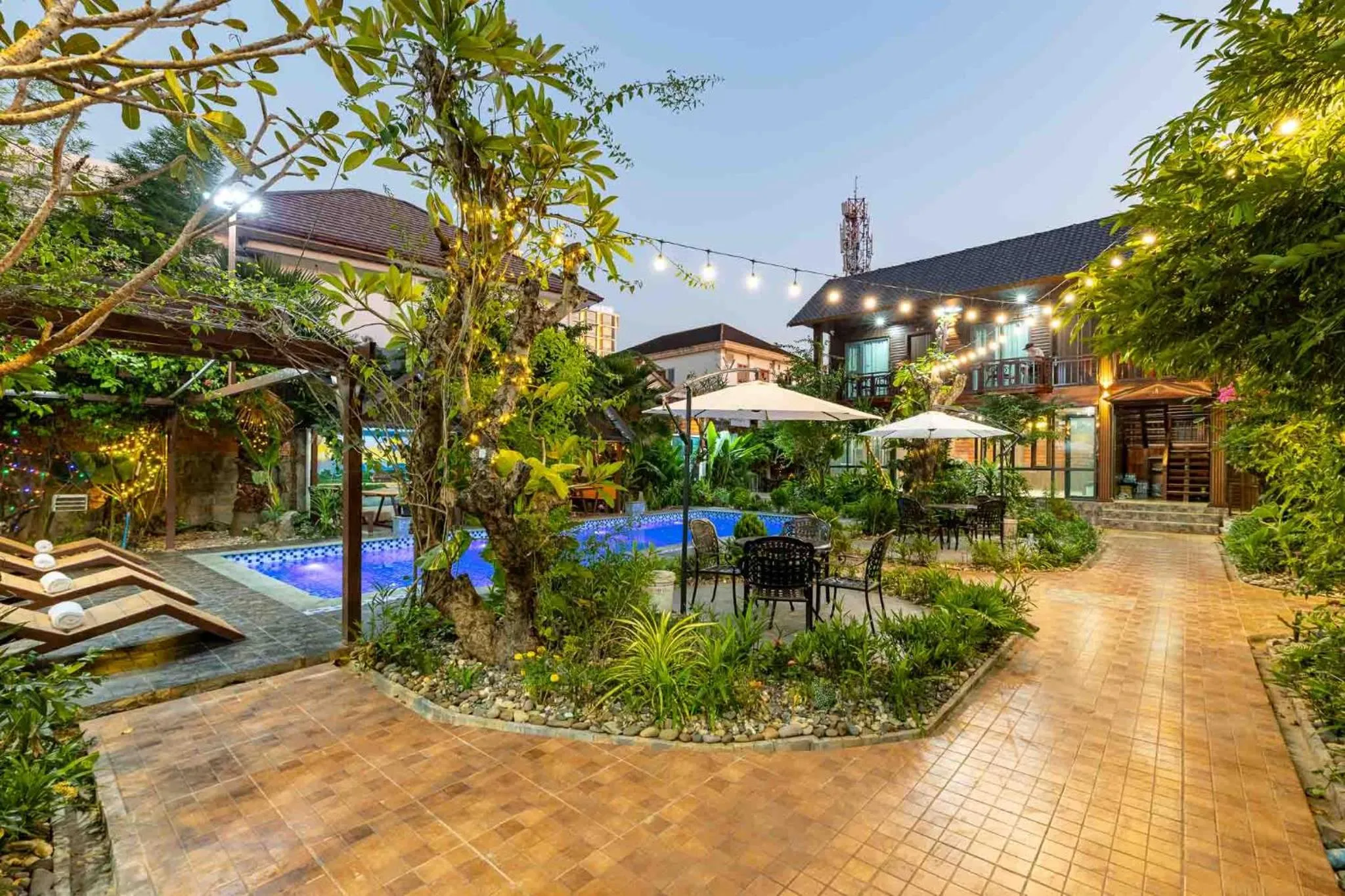 Garden in Champa Phan Boutique Hotel