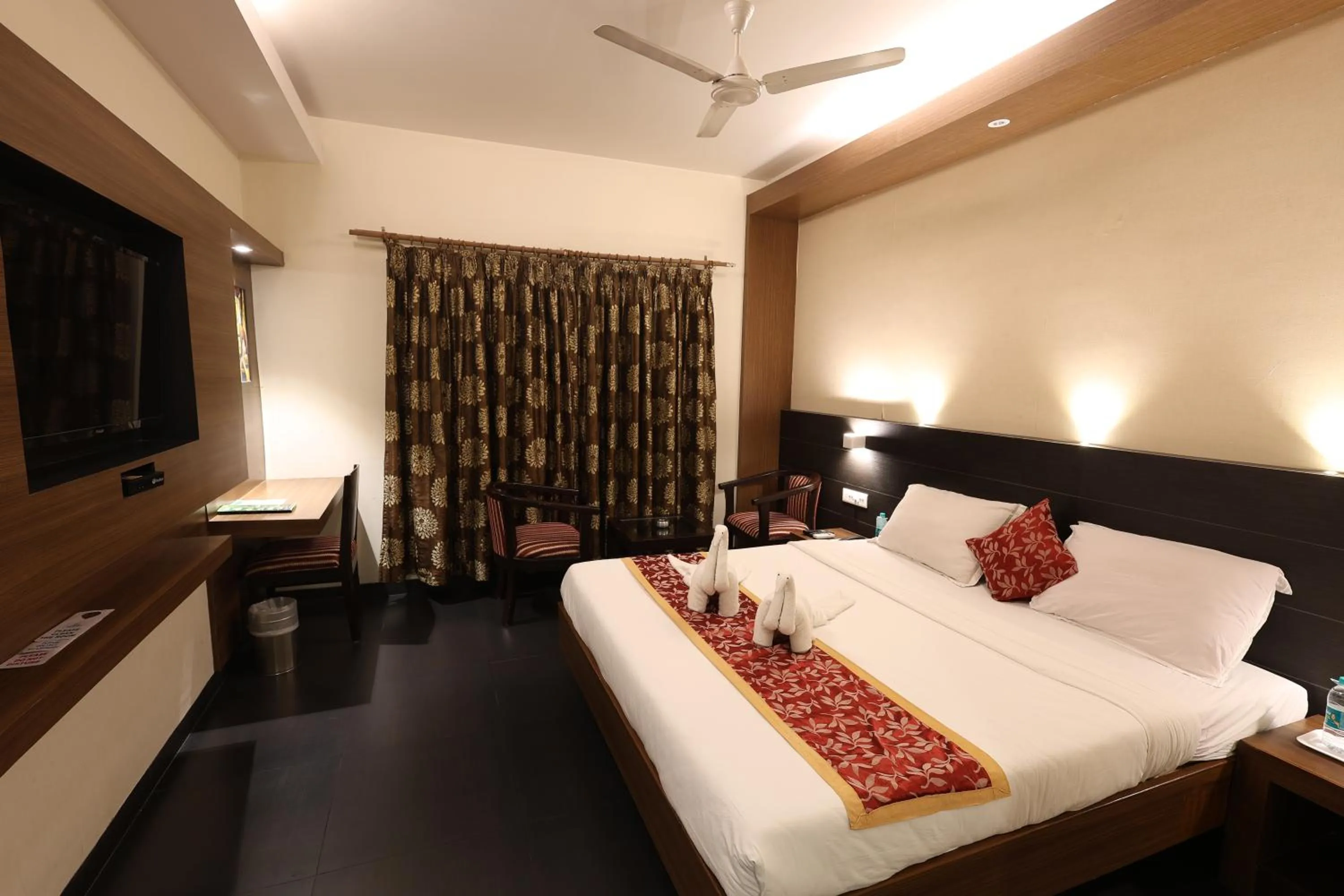 Bed in Abirami Residency