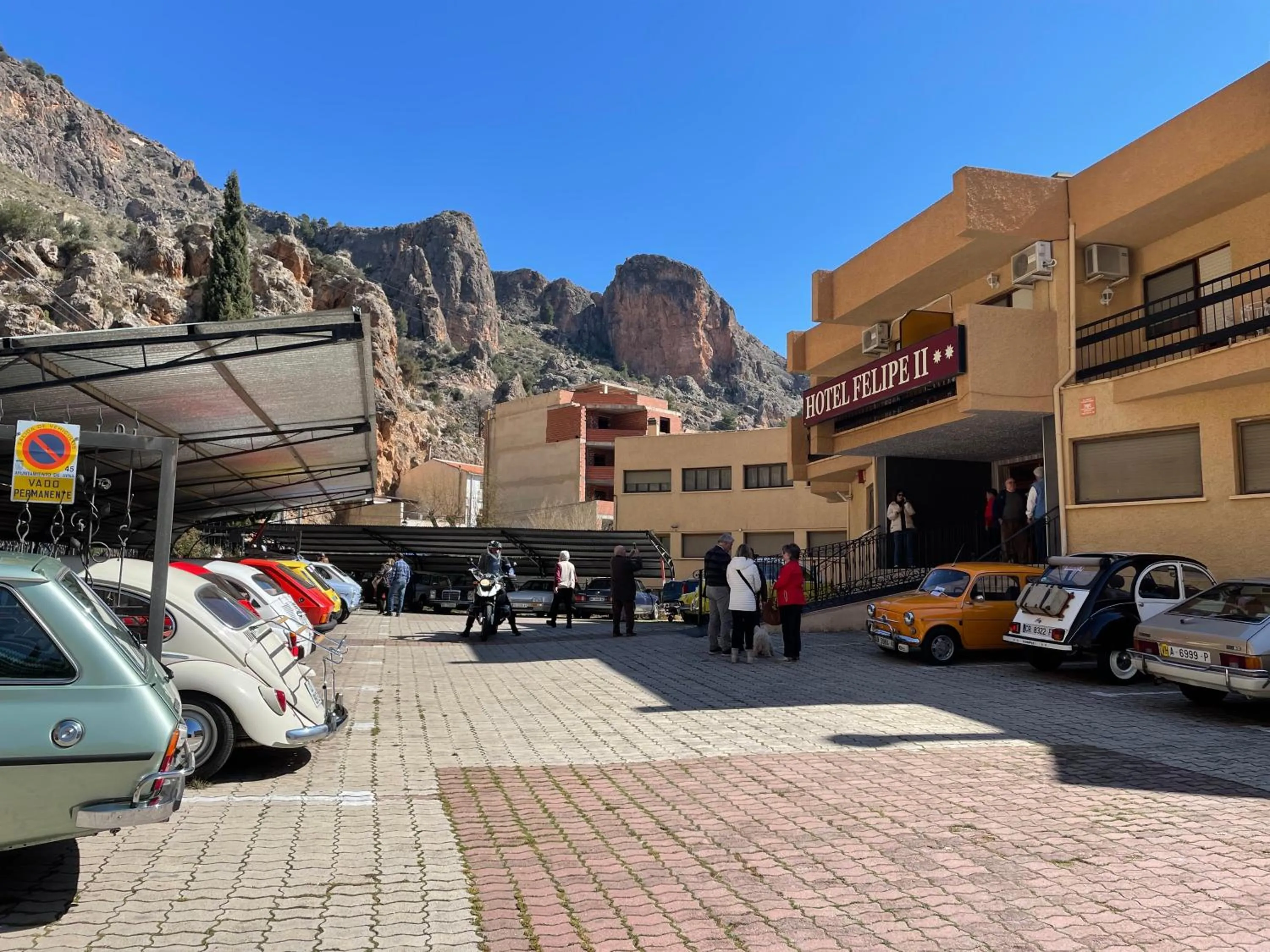 Property building in Hotel Restaurante Felipe II