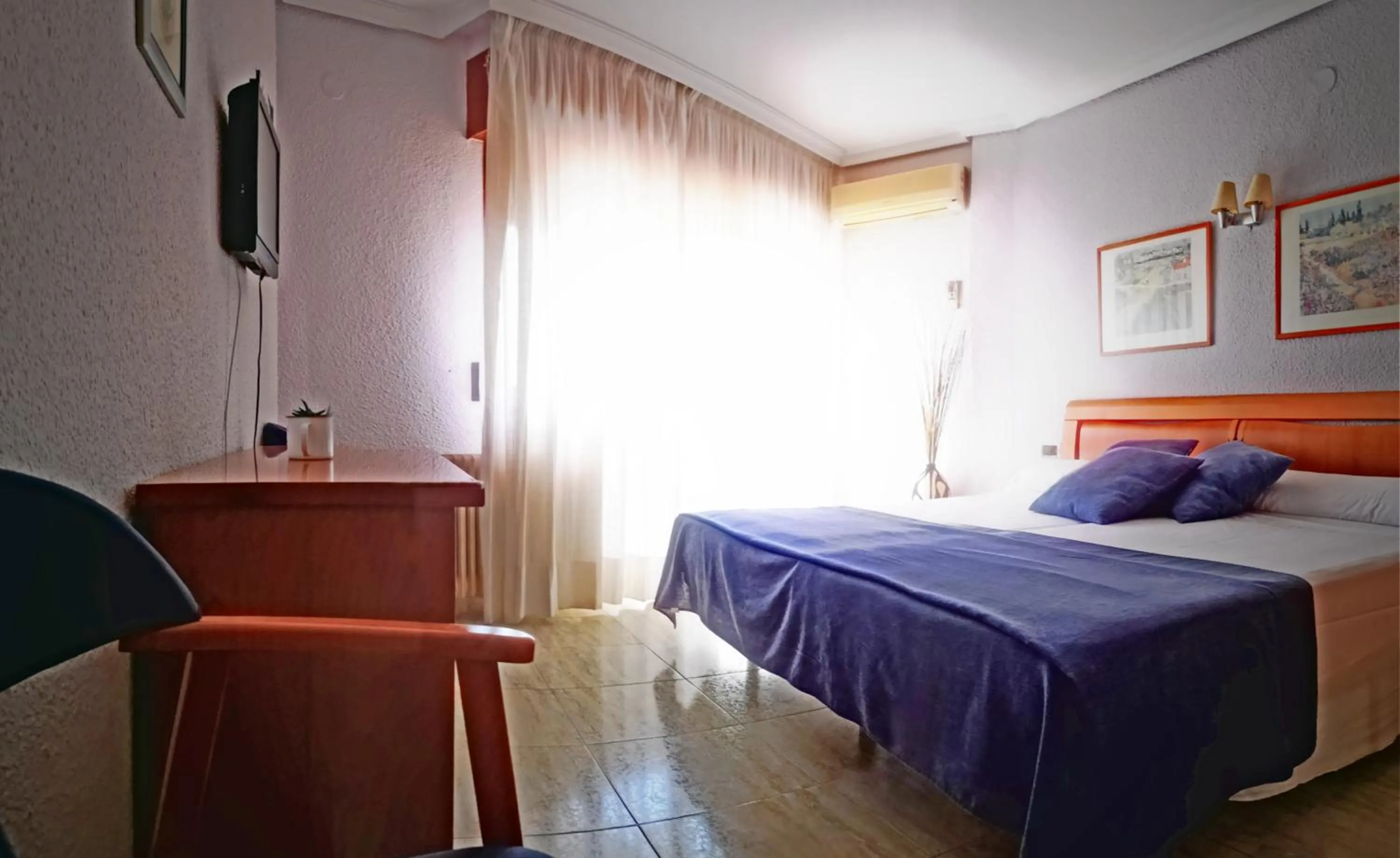 Bed in Hotel Restaurante Felipe II