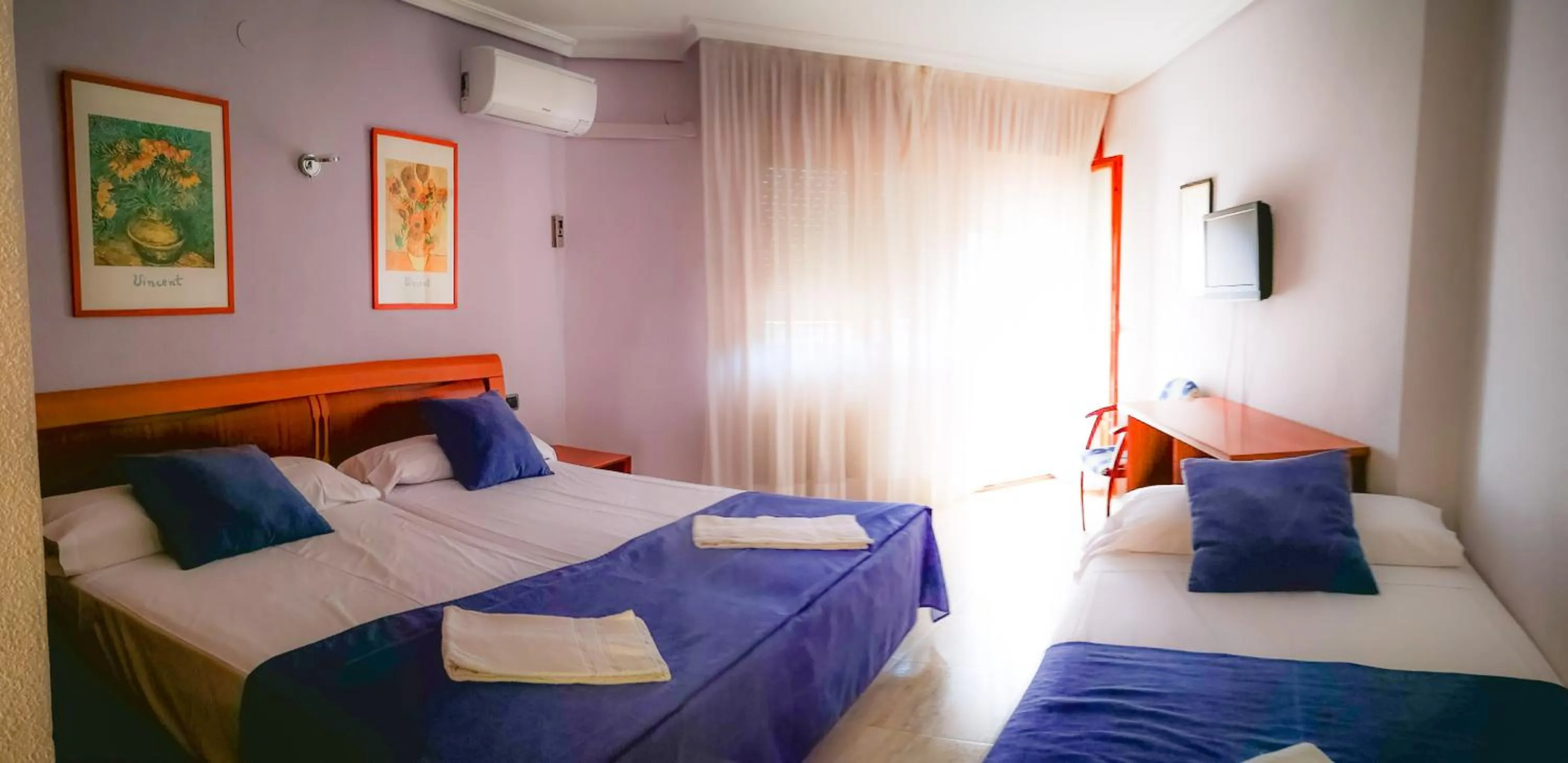 Bed in Hotel Restaurante Felipe II