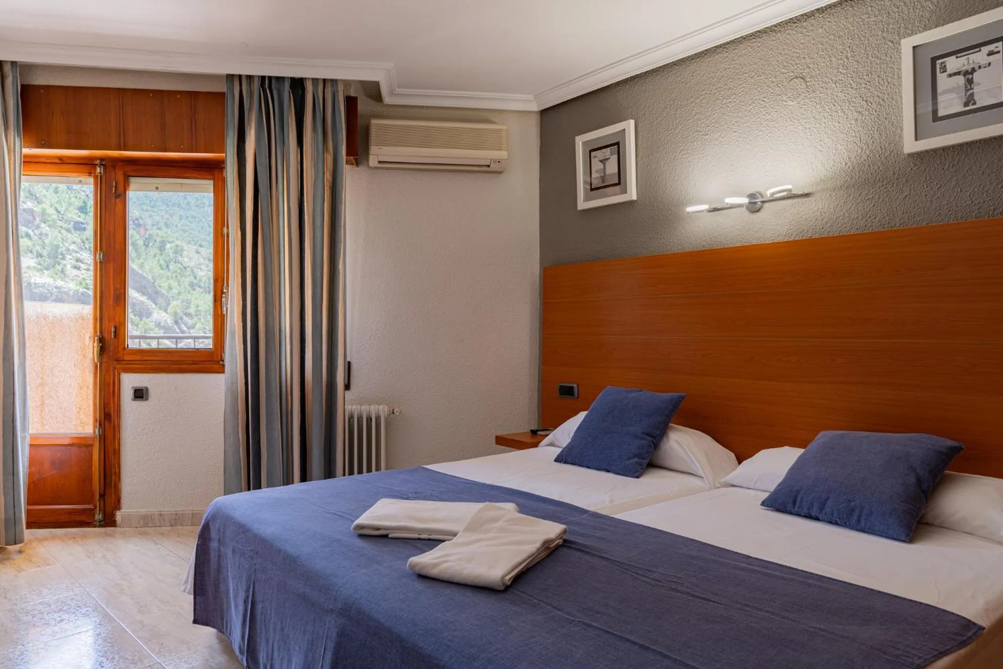 Bed in Hotel Restaurante Felipe II