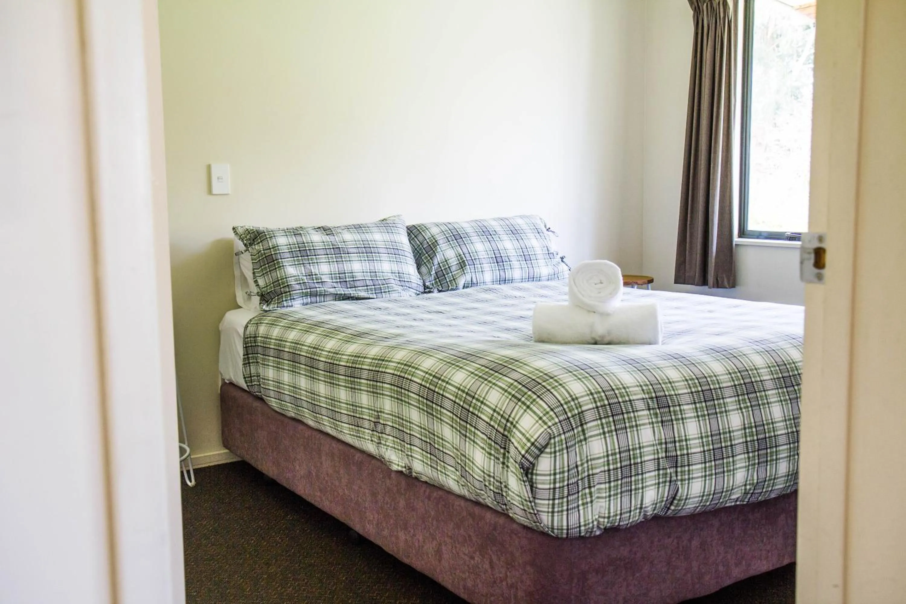 Bed in The Camp - Lake Hawea