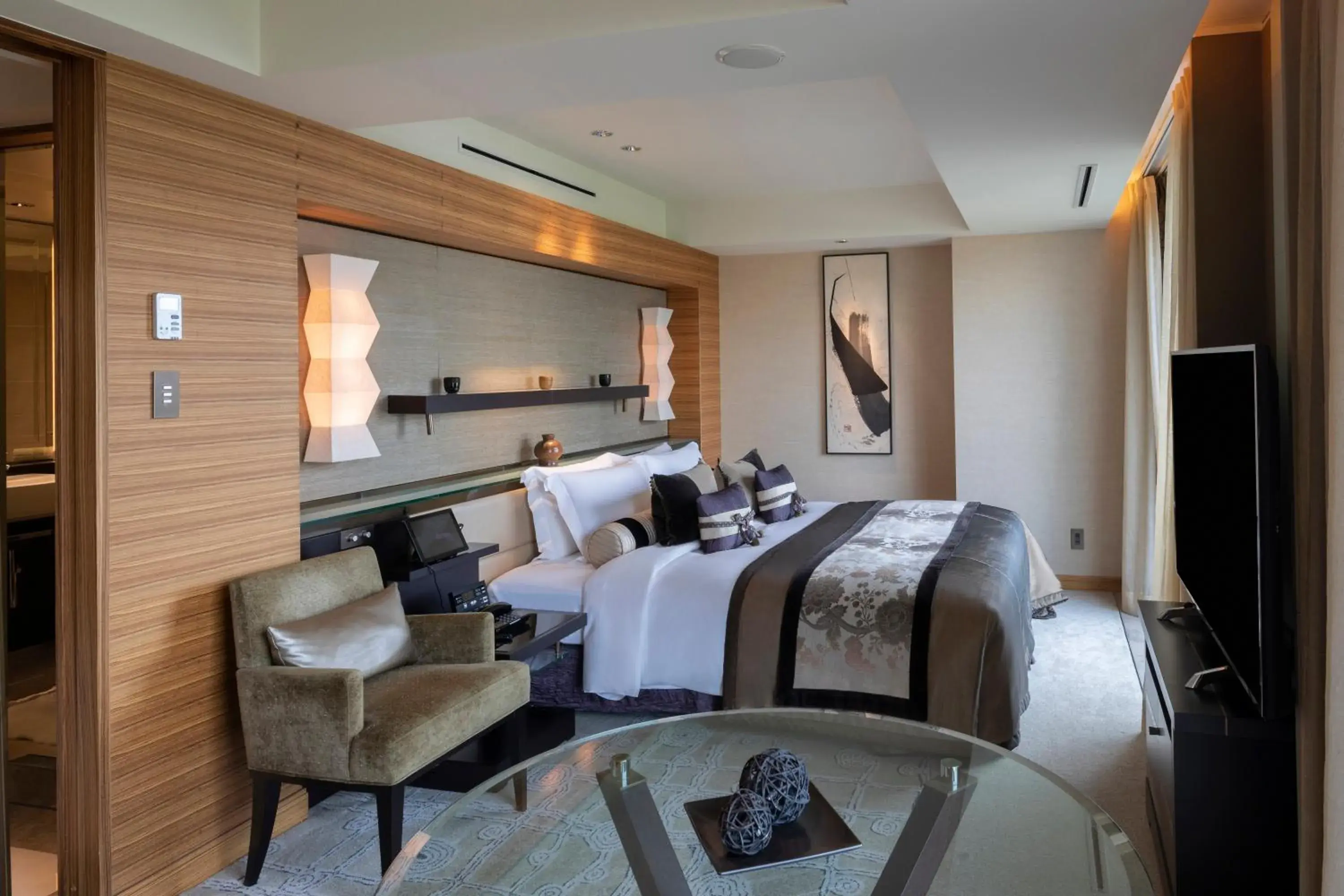 EXECUTIVE HOUSE ZEN Junior Suite Club Lounge Access - Non-Smoking (67sqm) in Hotel New Otani Tokyo EXECUTIVE HOUSE ZEN EXECUTIVE HOUSE ZEN Junior Suite Club Lounge Access - Non-Smoking (67sqm) in Hotel New Otani Tokyo EXECUTIVE HOUSE ZEN