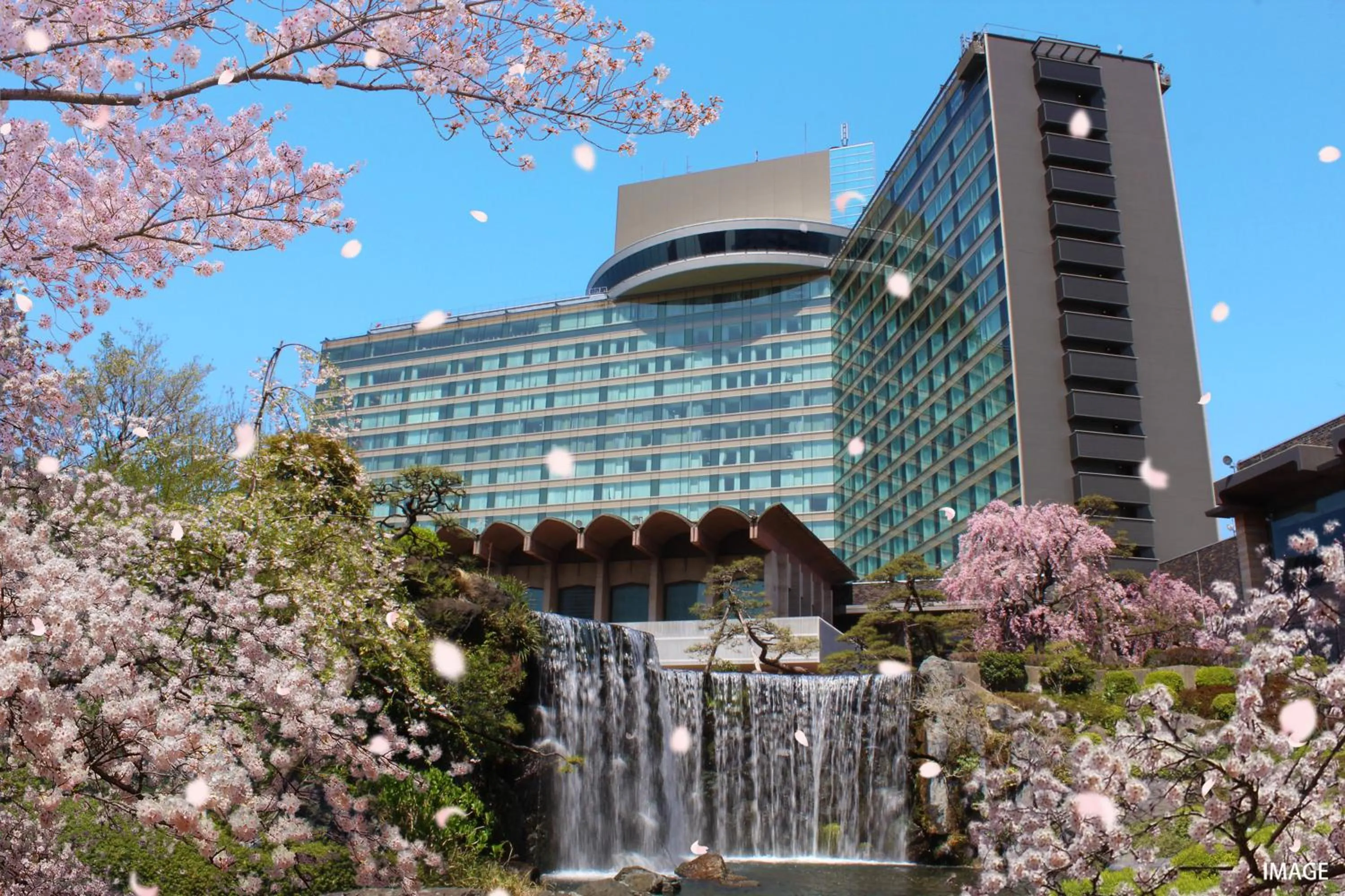 Spring in Hotel New Otani Tokyo EXECUTIVE HOUSE ZEN