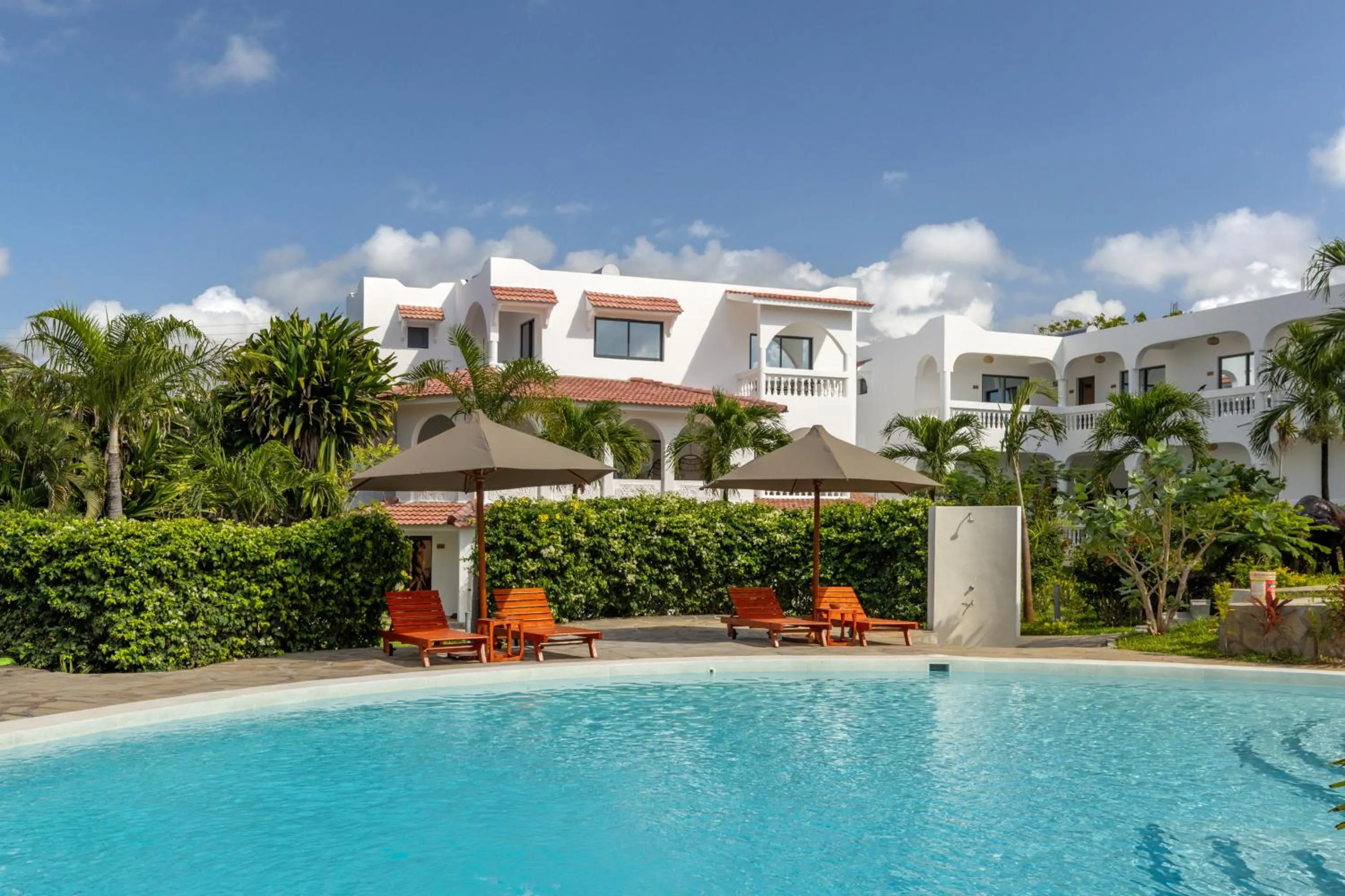 Swimming pool in Q Boutique Resort Malindi