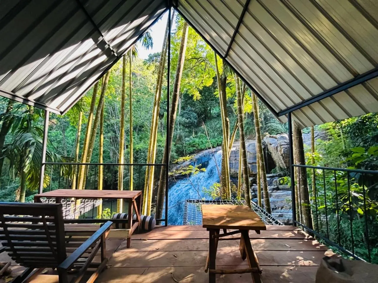 River Splendour Home Stay
