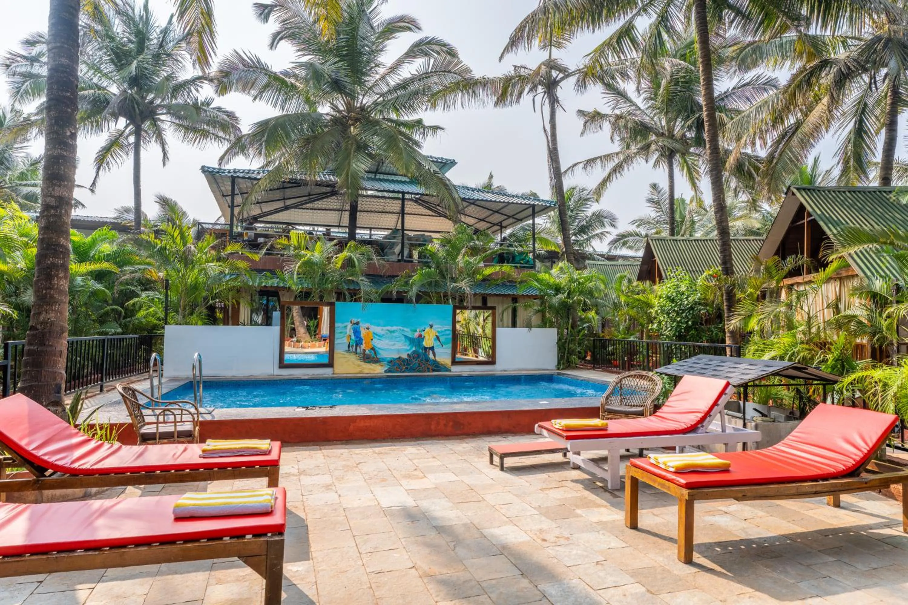 Swimming pool in Simrose