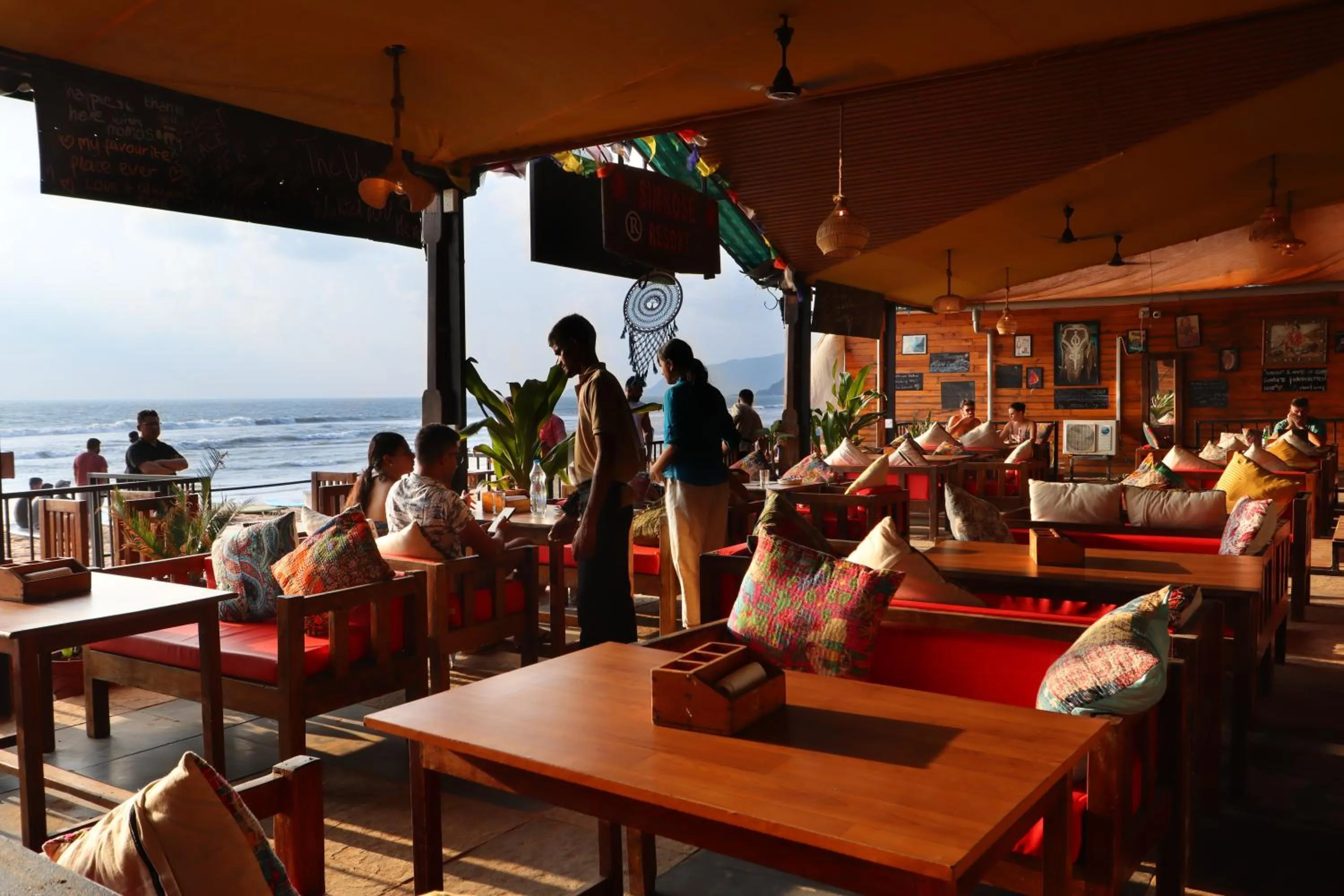 Restaurant/places to eat in Simrose