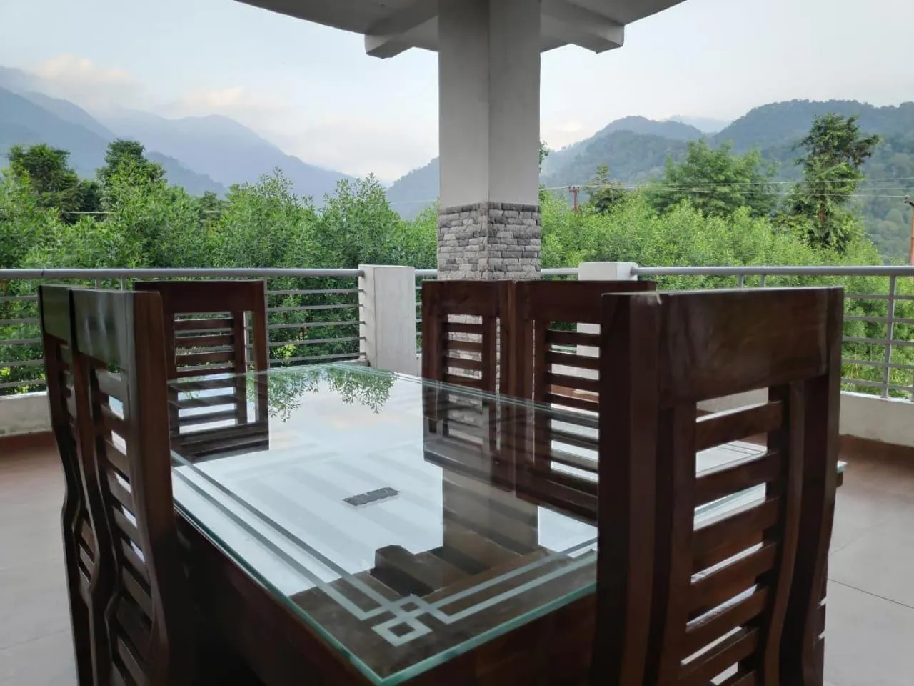 Restaurant/places to eat in Dreamland Resort