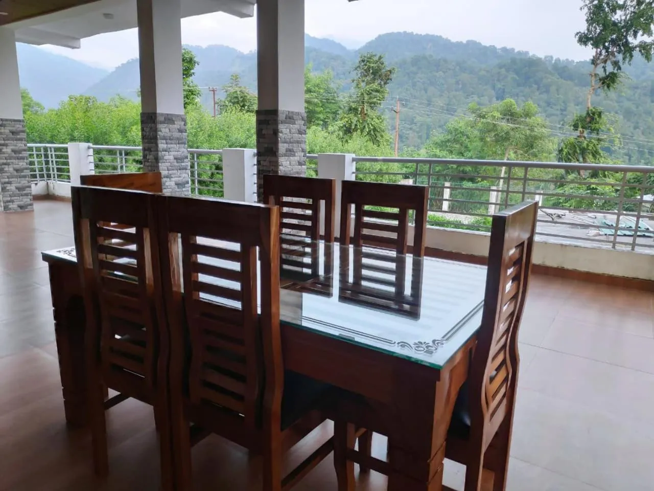 Restaurant/places to eat in Dreamland Resort