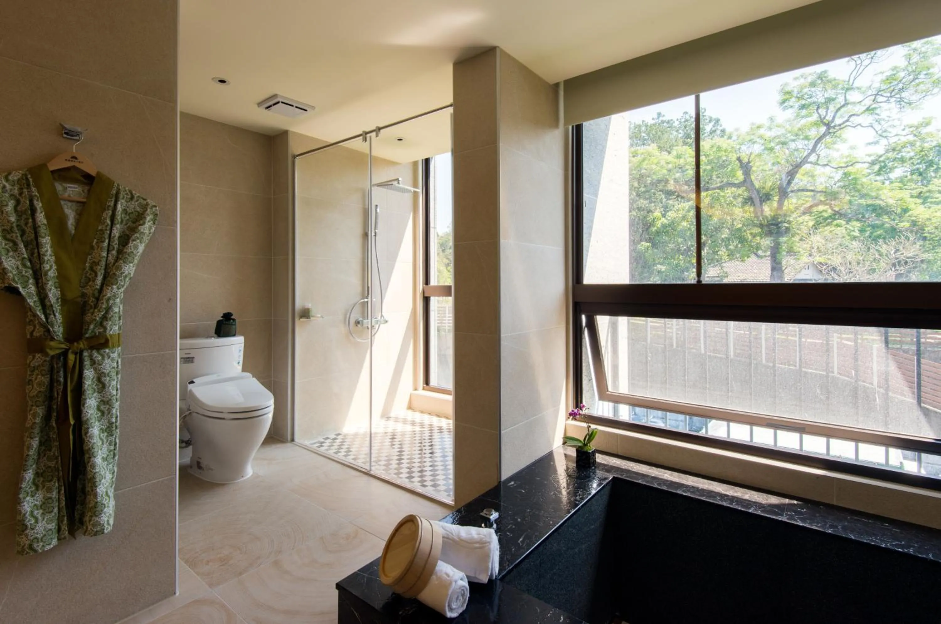 Shower in Fuli Hot Spring Resort