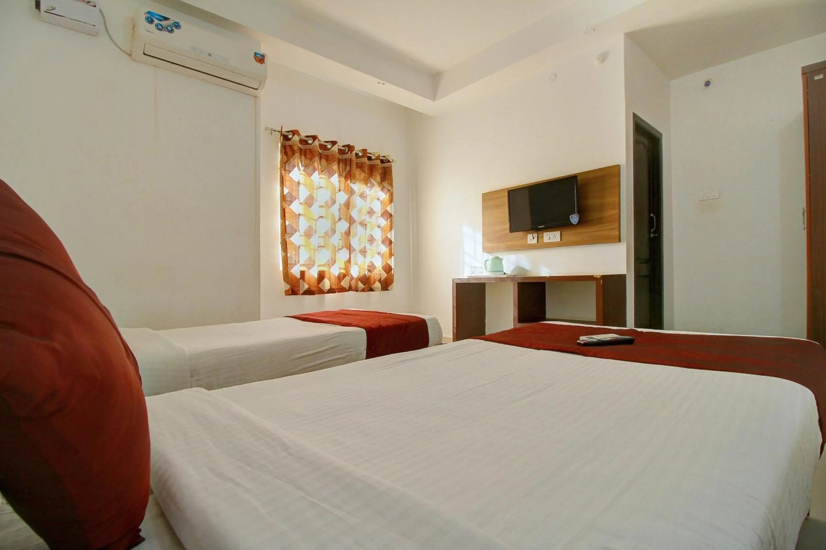 Bedroom, Bed in Hotel O The Mangrove Wood Residency