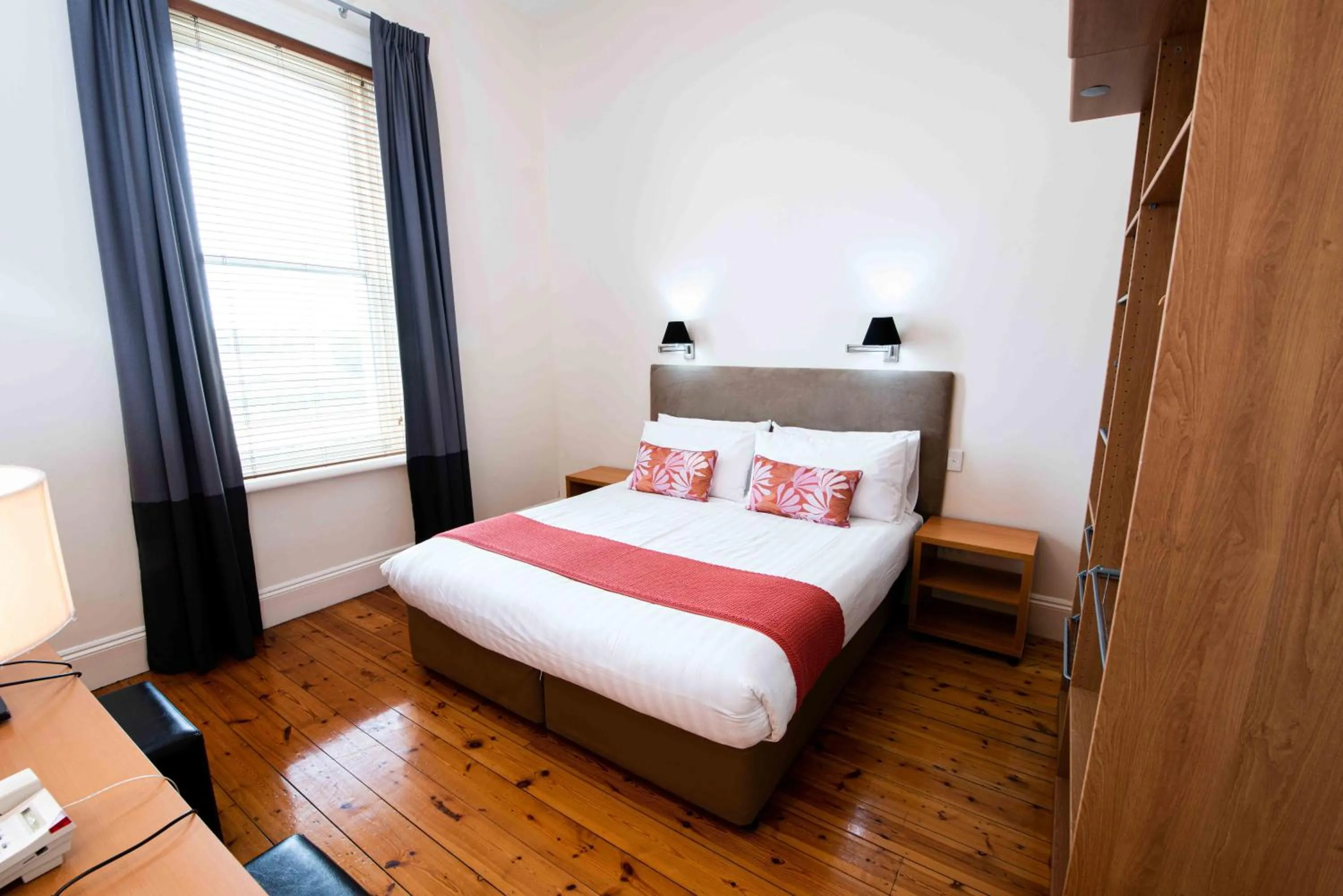 Bedroom, Bed in Park Hotel