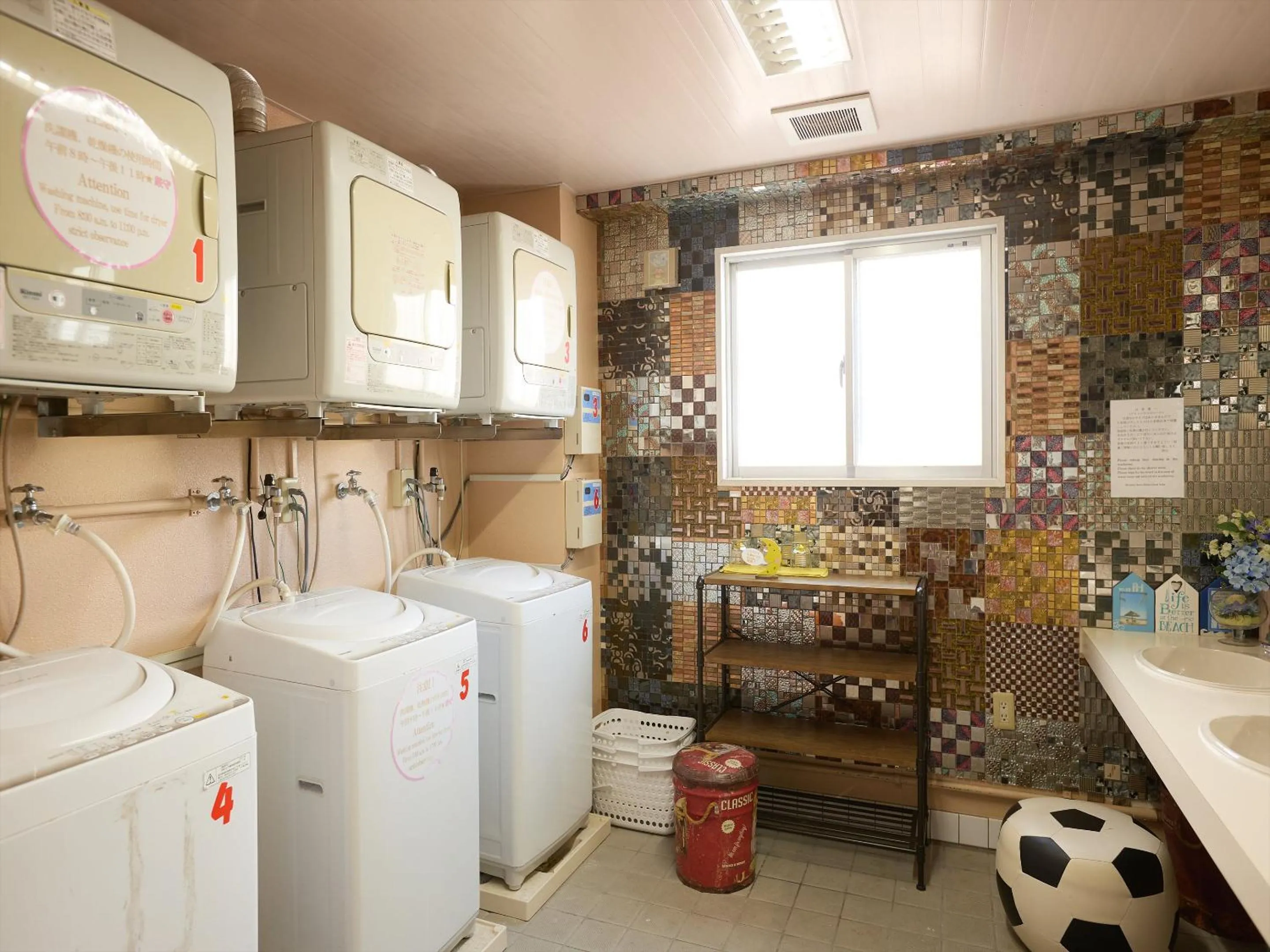 laundry in Guest House Grand Naha