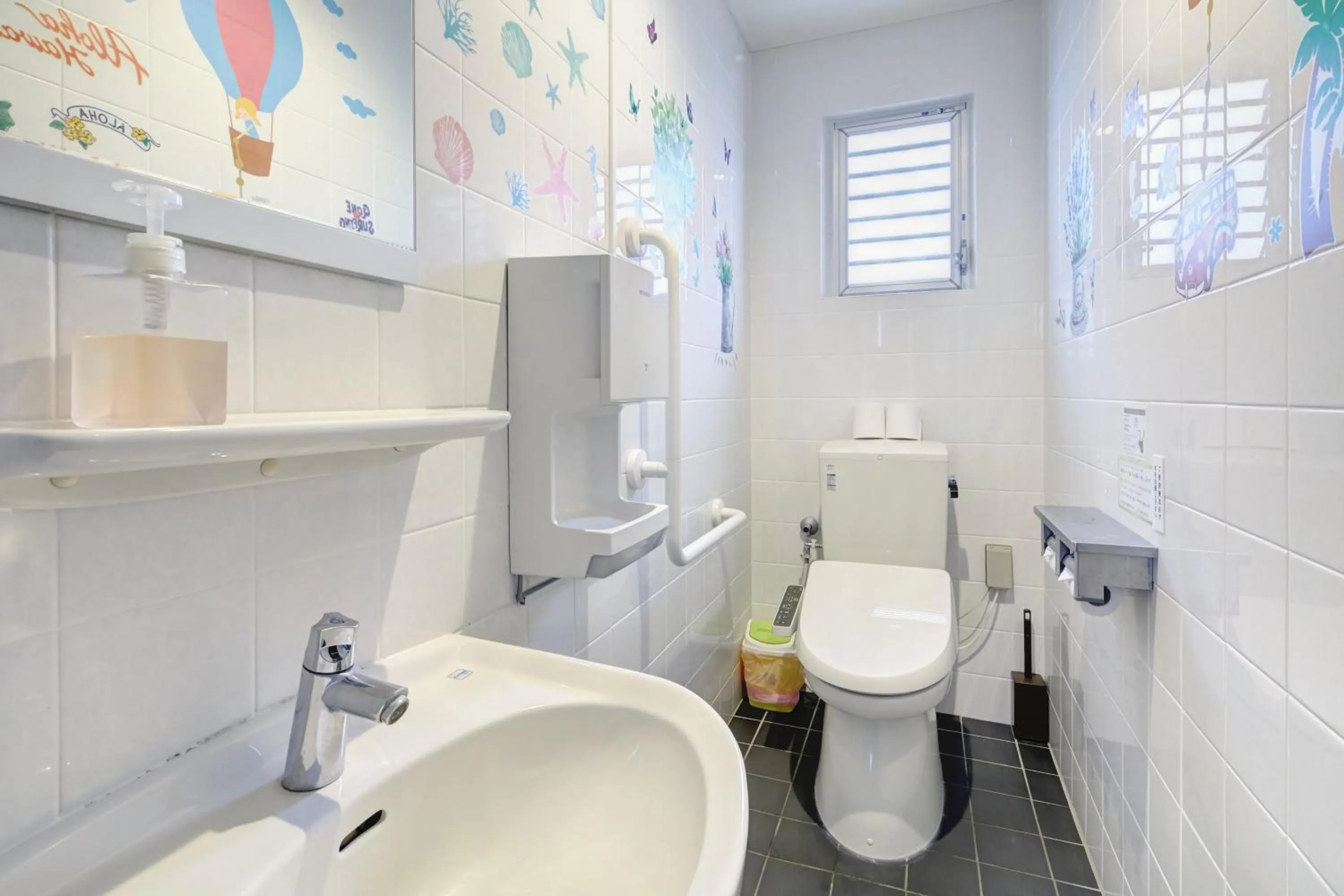 Toilet in Guest House Grand Naha