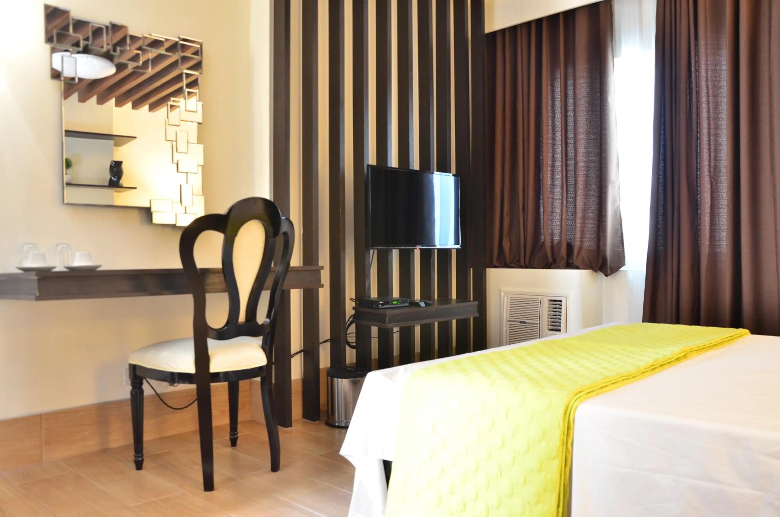 Bed in Oriental Zen Suites