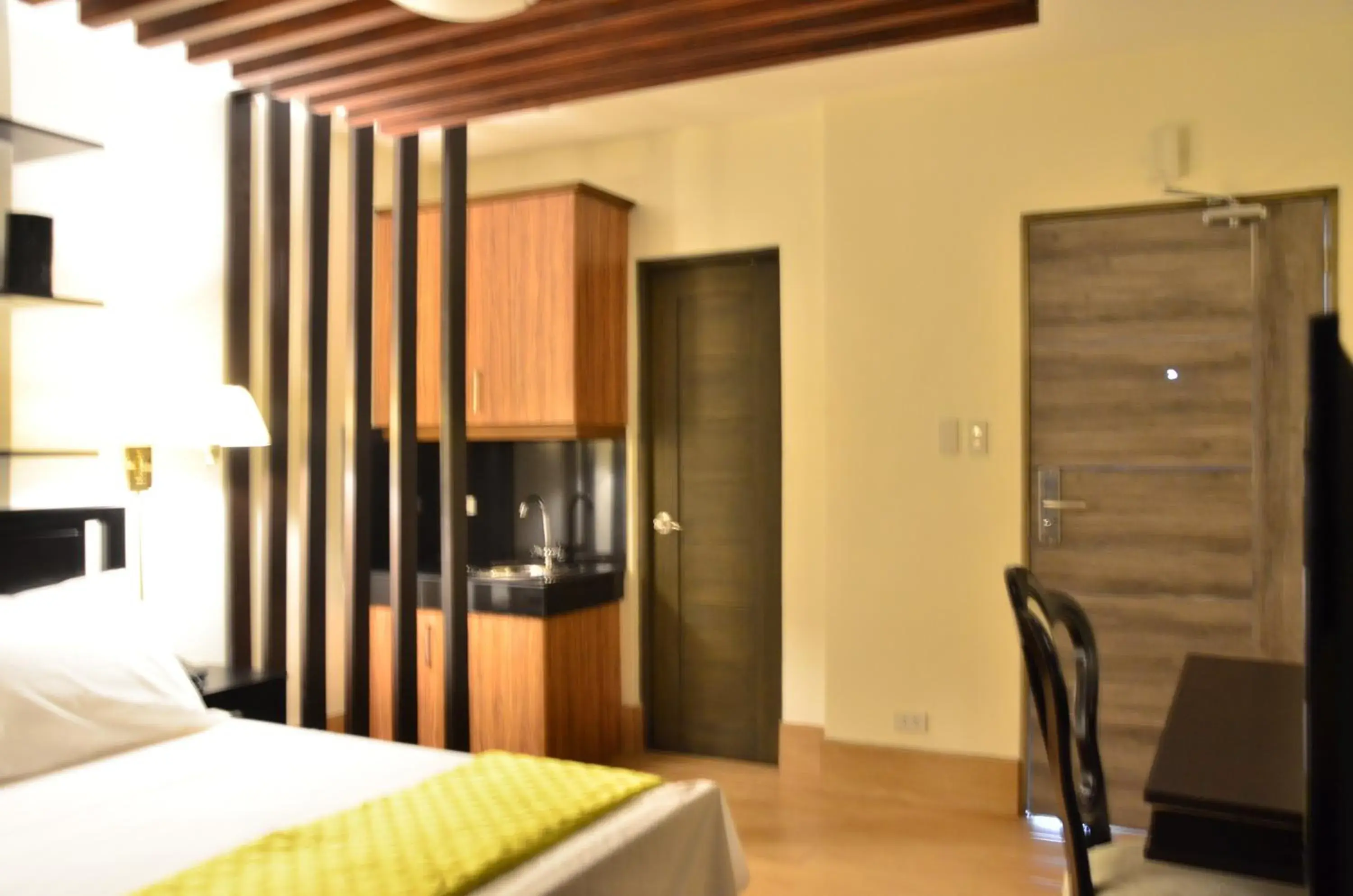 Superior Room with Window without View in Oriental Zen Suites Superior Room with Window without View in Oriental Zen Suites