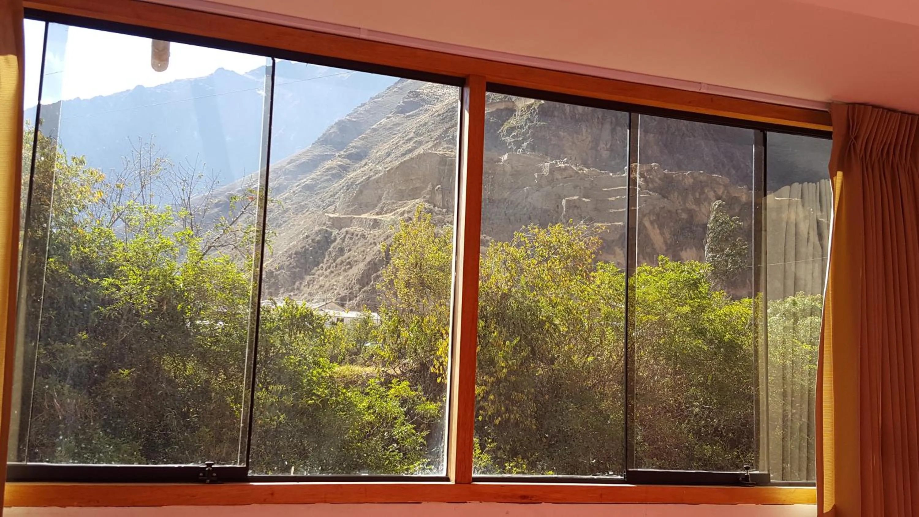 Tambo de Ollantay Hotel