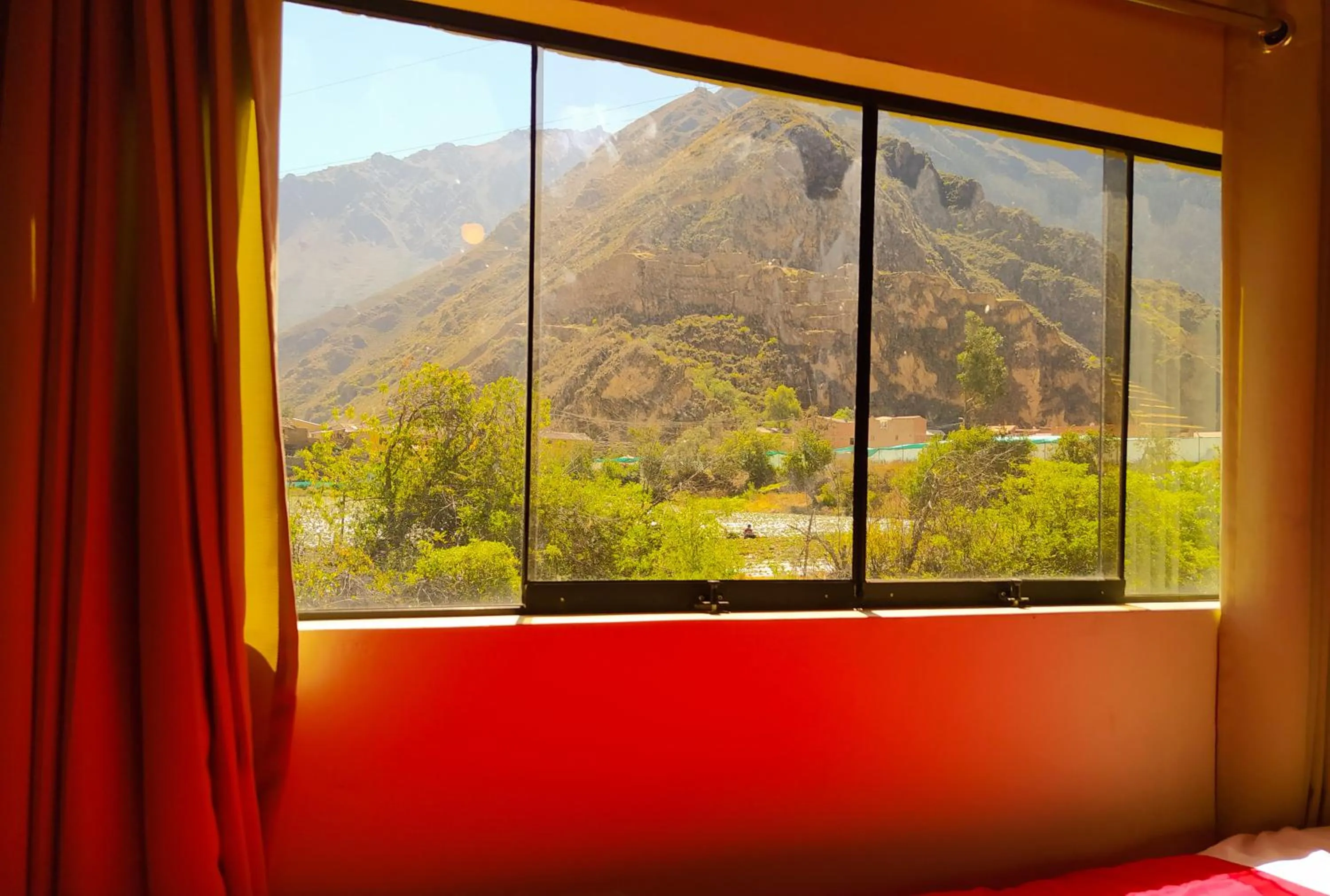 Tambo de Ollantay Hotel