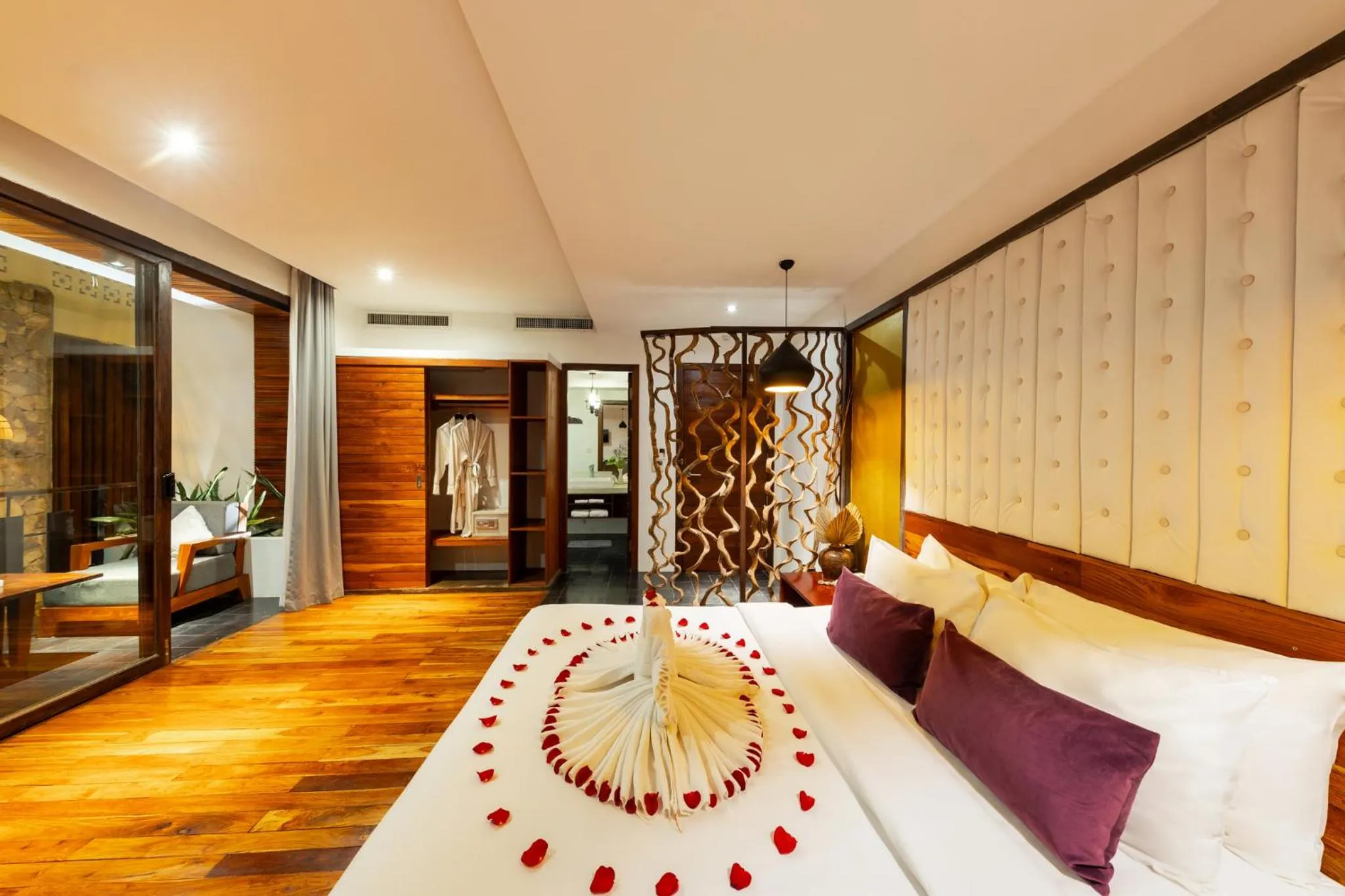 Bed in King Rock Boutique Hotel