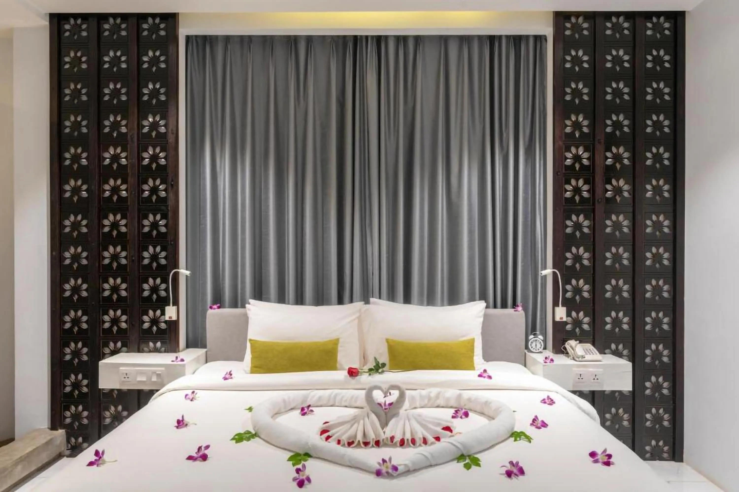 Bed in King Rock Boutique Hotel