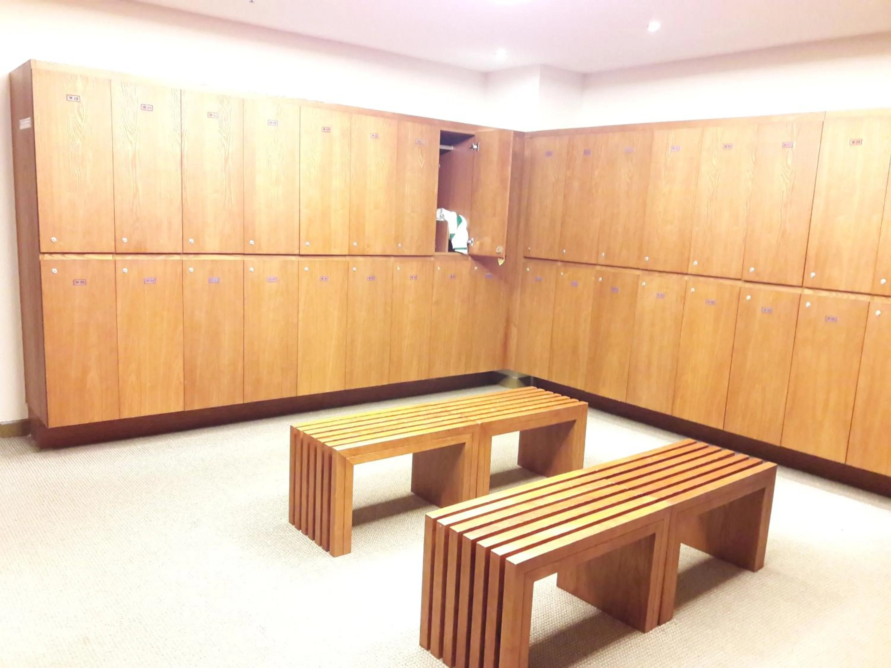 Fitness centre/facilities in Bluesky Serviced Apartment Airport Plaza