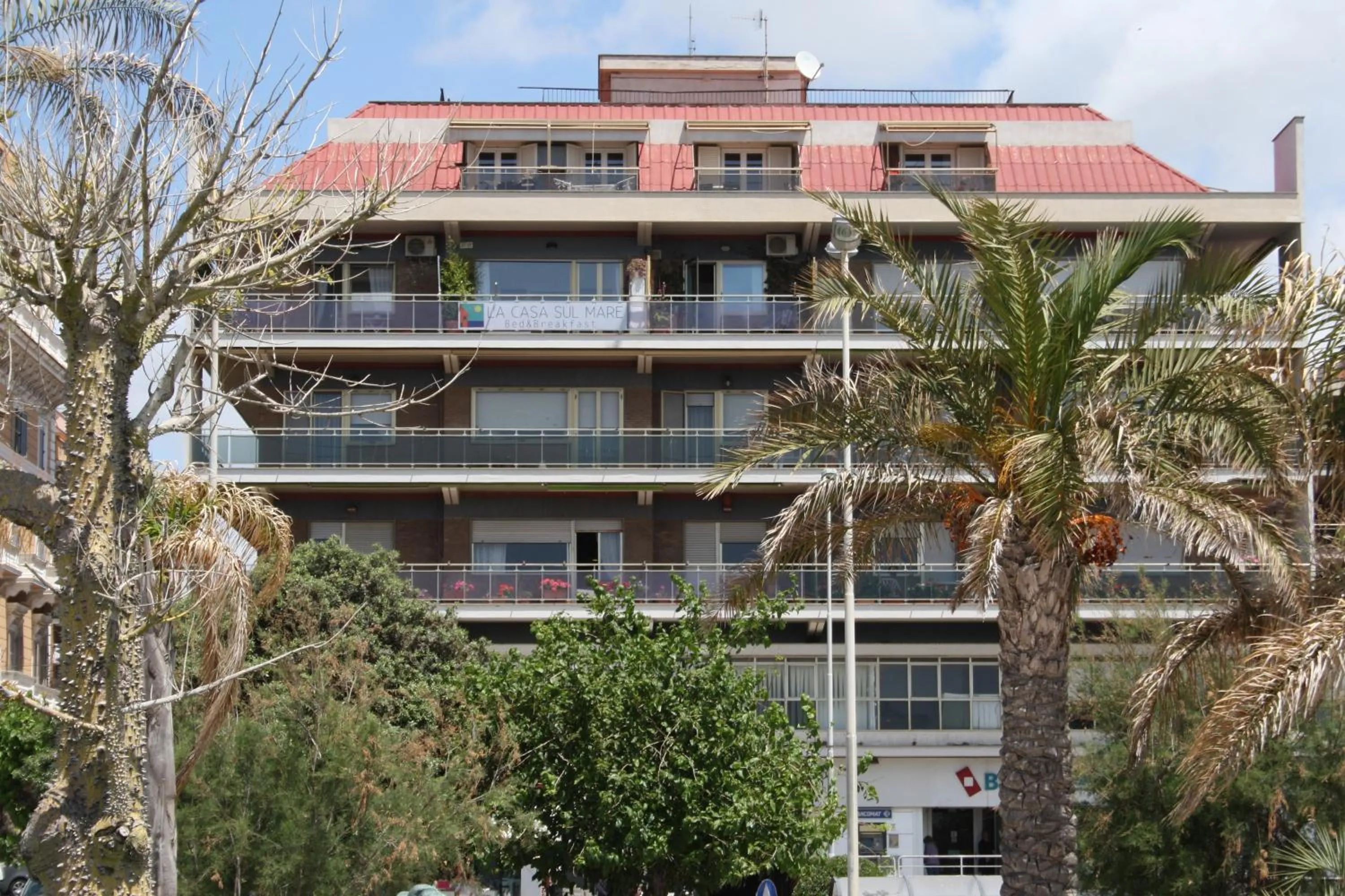 Property building in La Casa Sul Mare