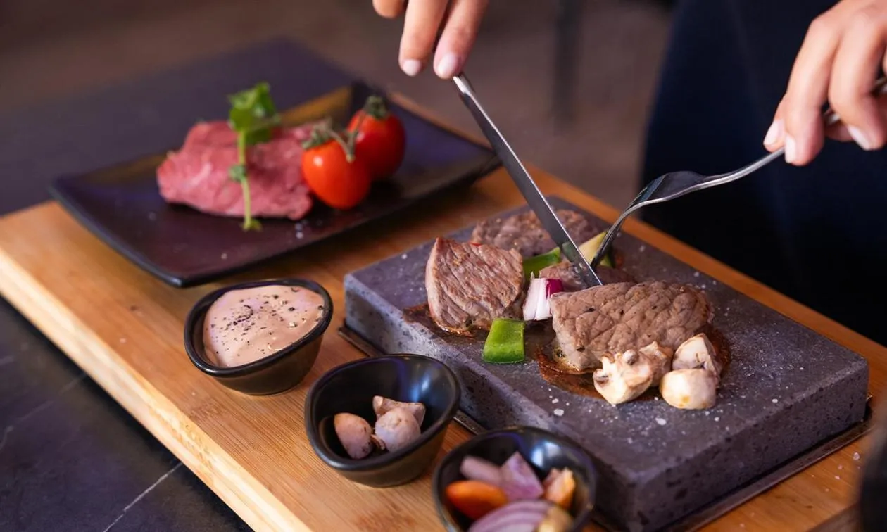 Food in Hotel van Oppen