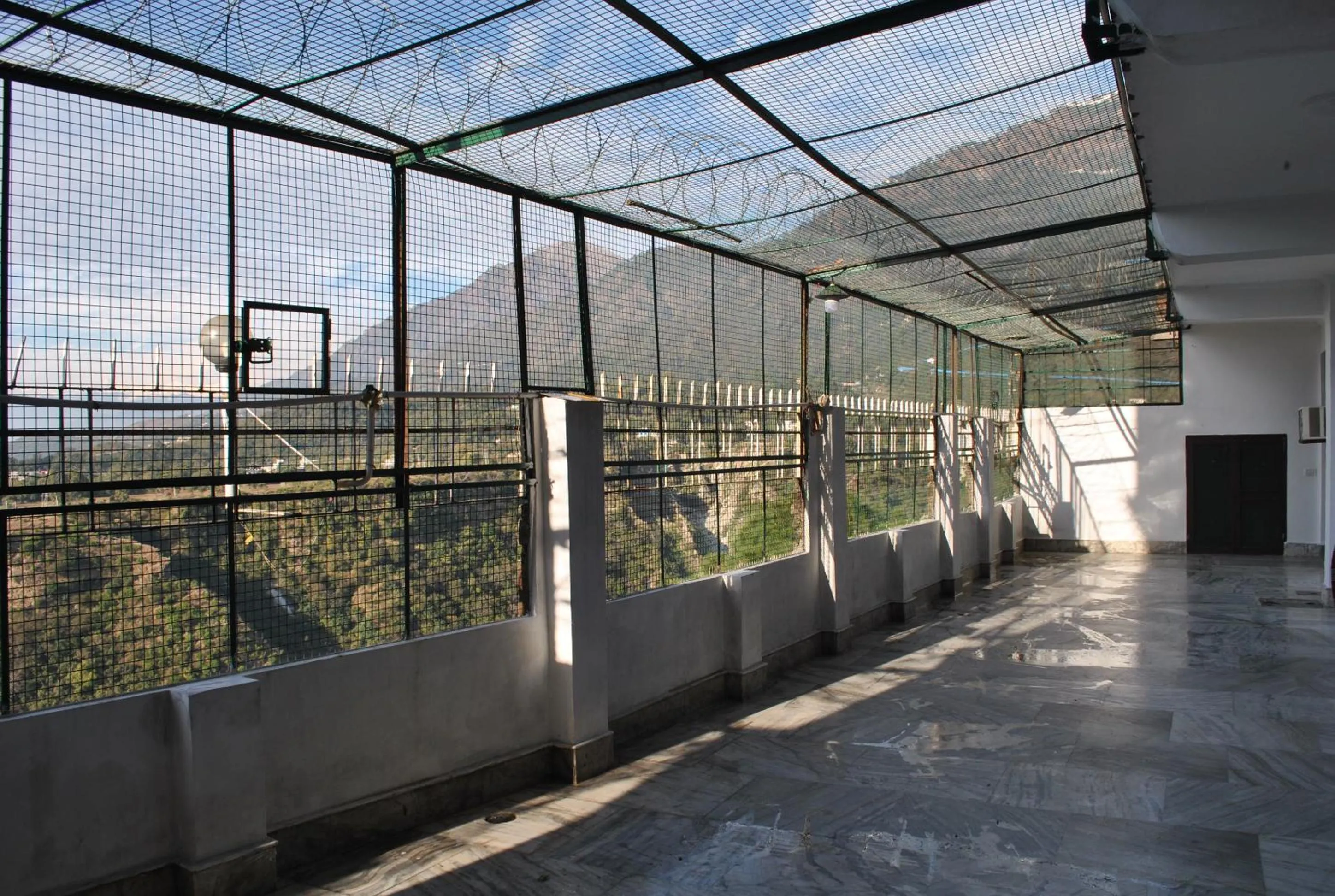 Mountain view in Hotel Maha Luxmi Palace