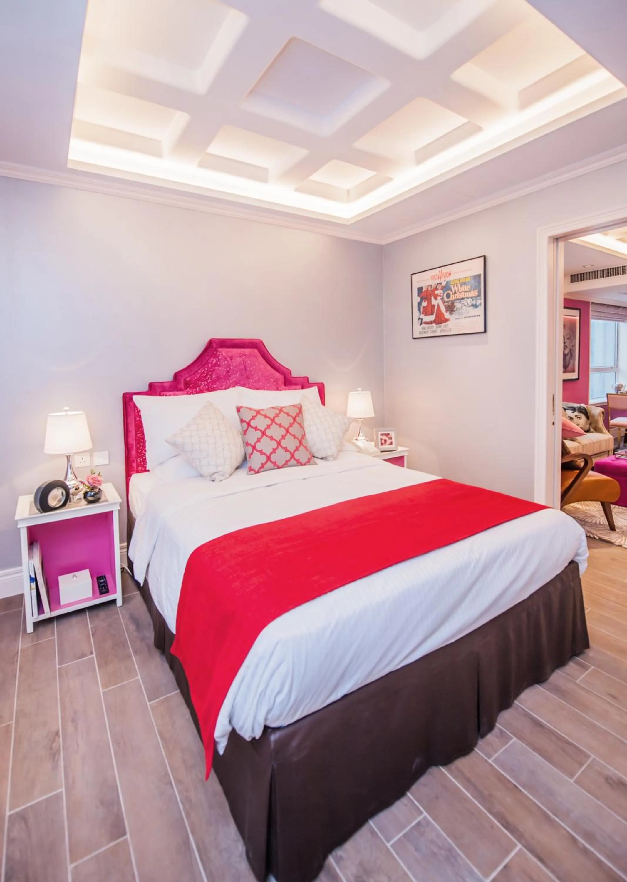 Photo of the whole room, Bed in Hotel Madera Hollywood