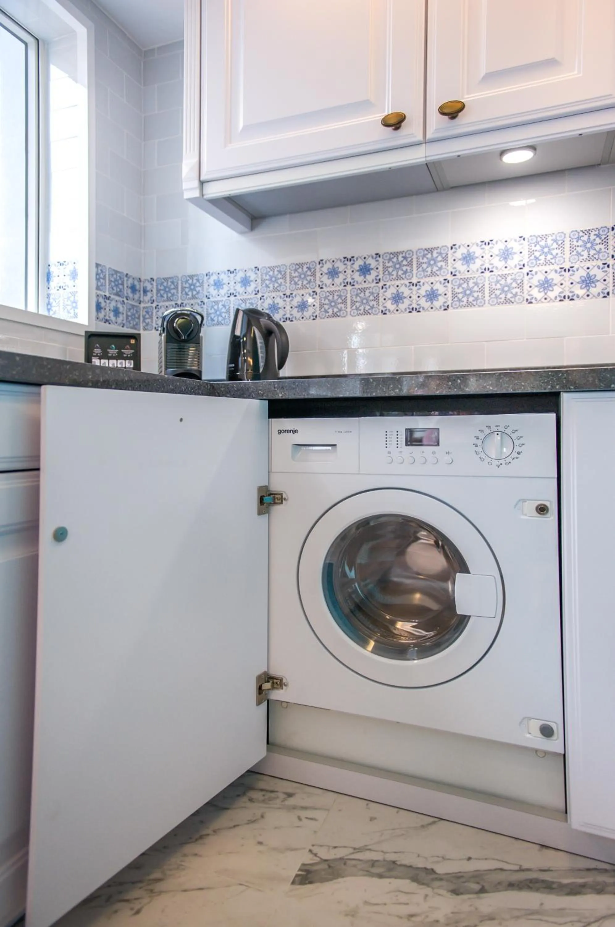 Coffee/tea facilities in Hotel Madera Hollywood